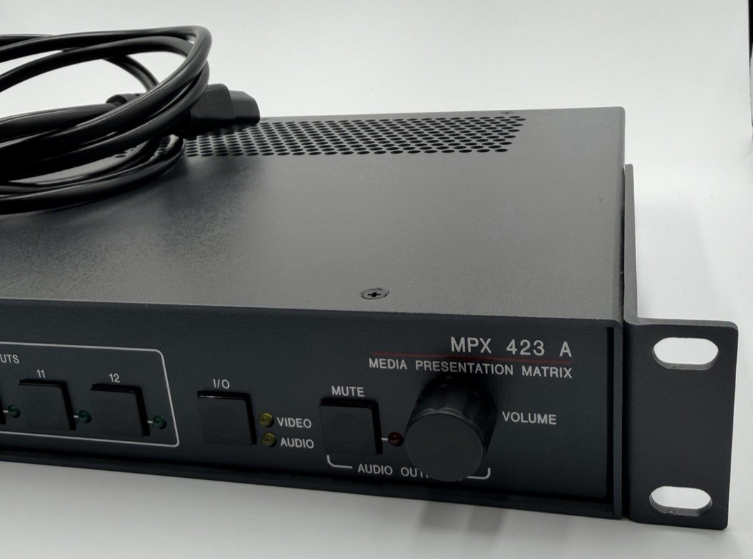 Extron MPX 423 A Media Presentation Matrix Switcher with Power Cable