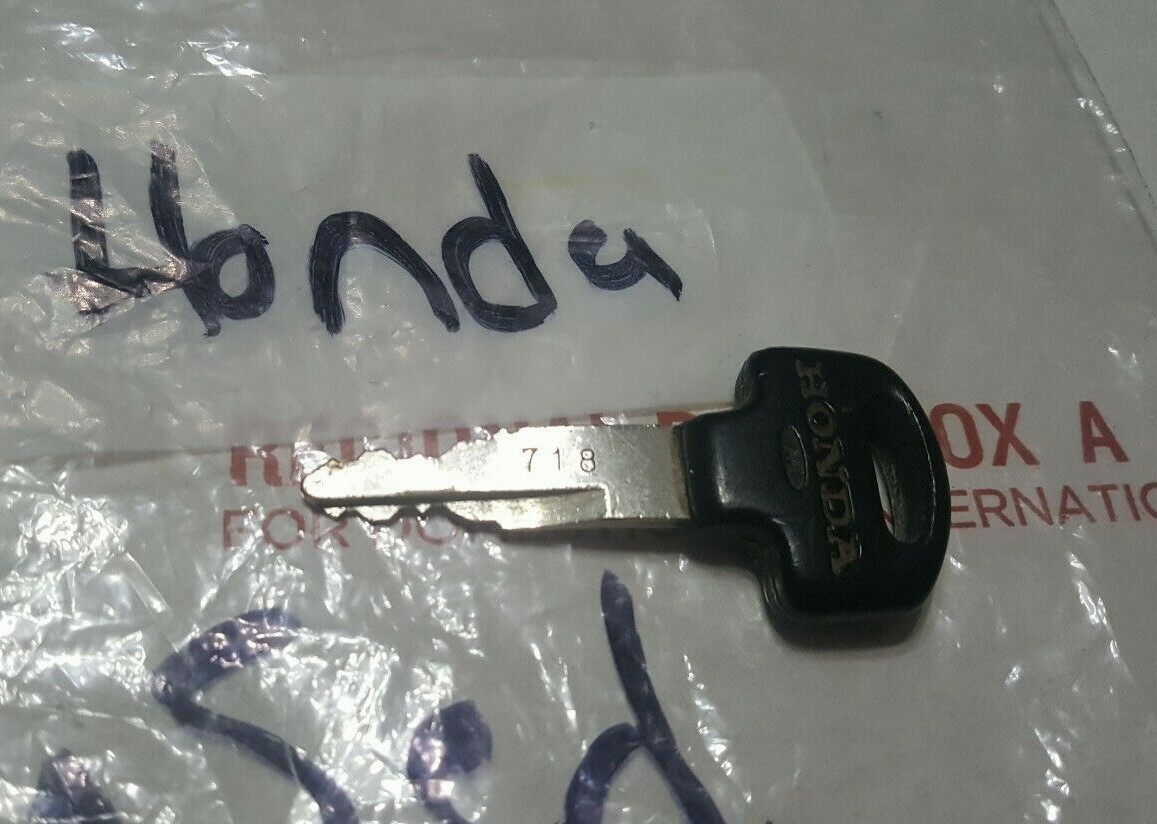 Honda Used Keys 718 H8807 H8097 T4564 T7978 (Bent) H6360 H4450 77809
