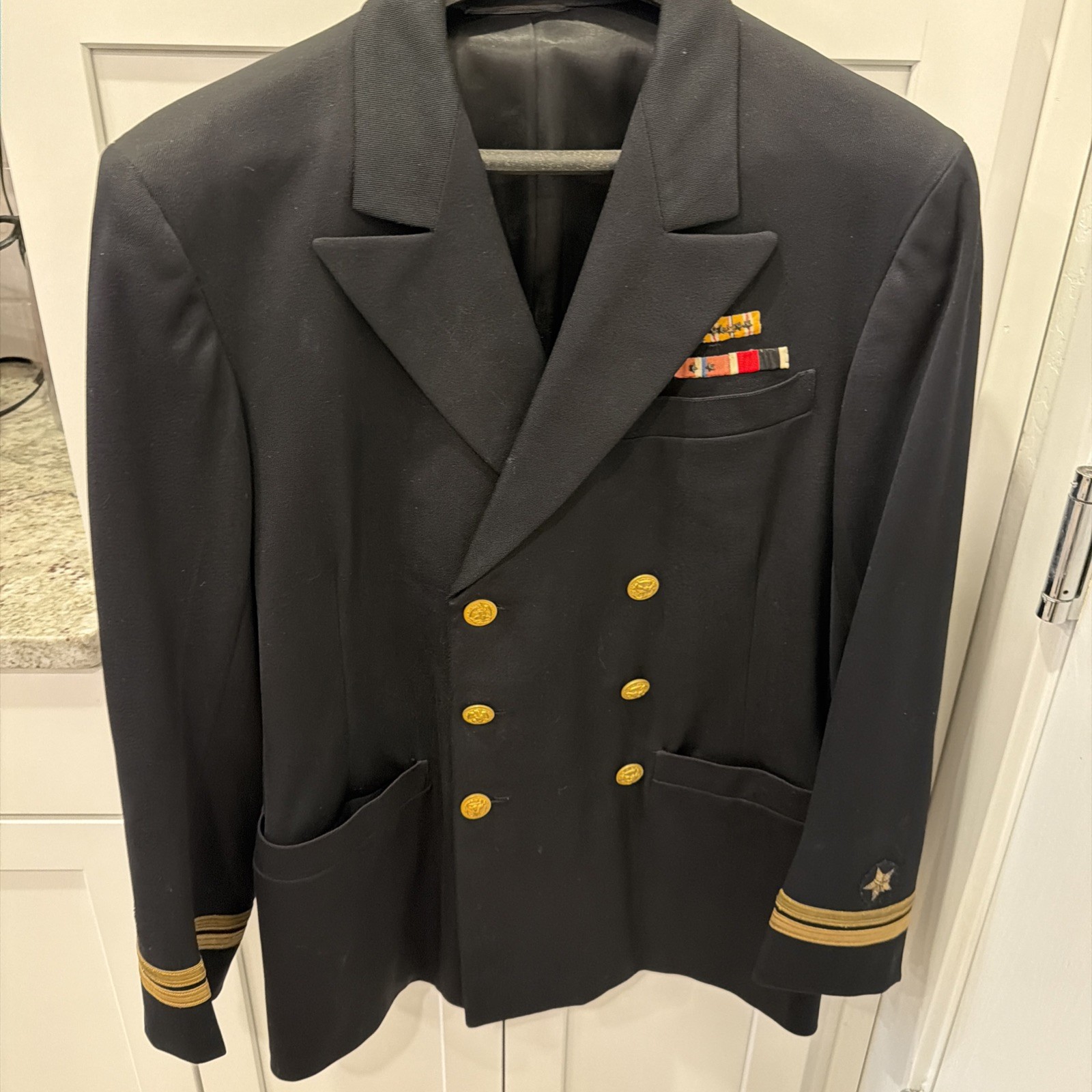 U.S Navy USN Naval Military Gold Stripes Patriot Service Dress Coat Jacket
