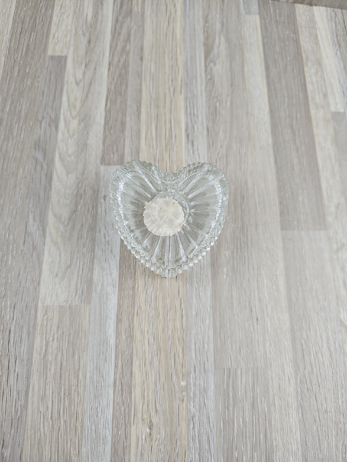 Alco Crystal Heart Box ~ 2½ Inch