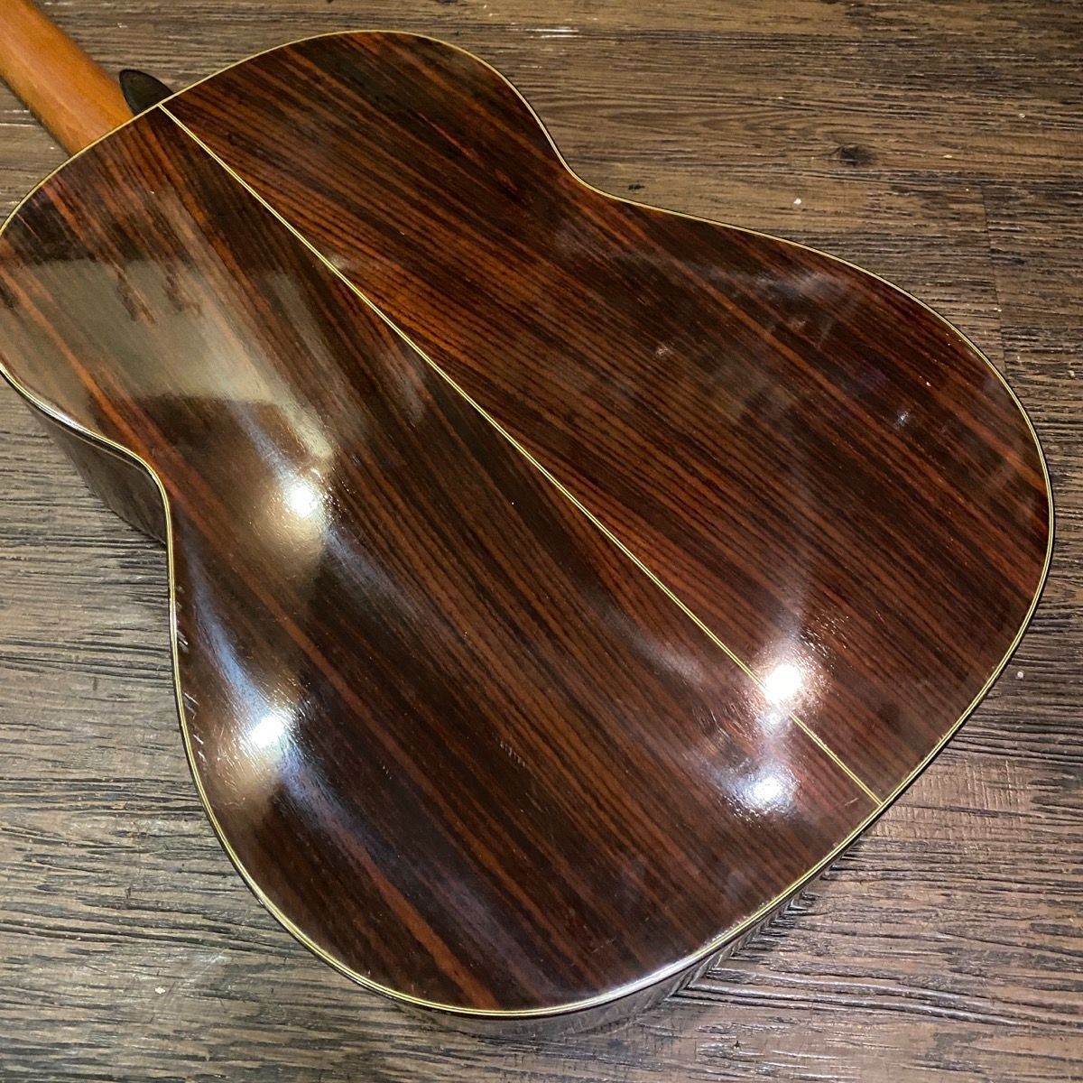 Zen-On 330 Classical Guitar Cedar Top, 18F, 634mm Scale