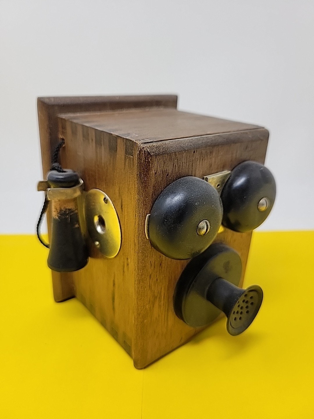 Vintage 1966 Dovetail Wooden Telephone Shaped Wall Pencil Sharpener Japan RARE