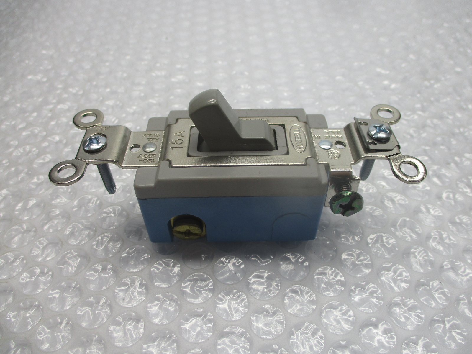 HUBBELL HBL1203GY SWITCH GRAY NSMP