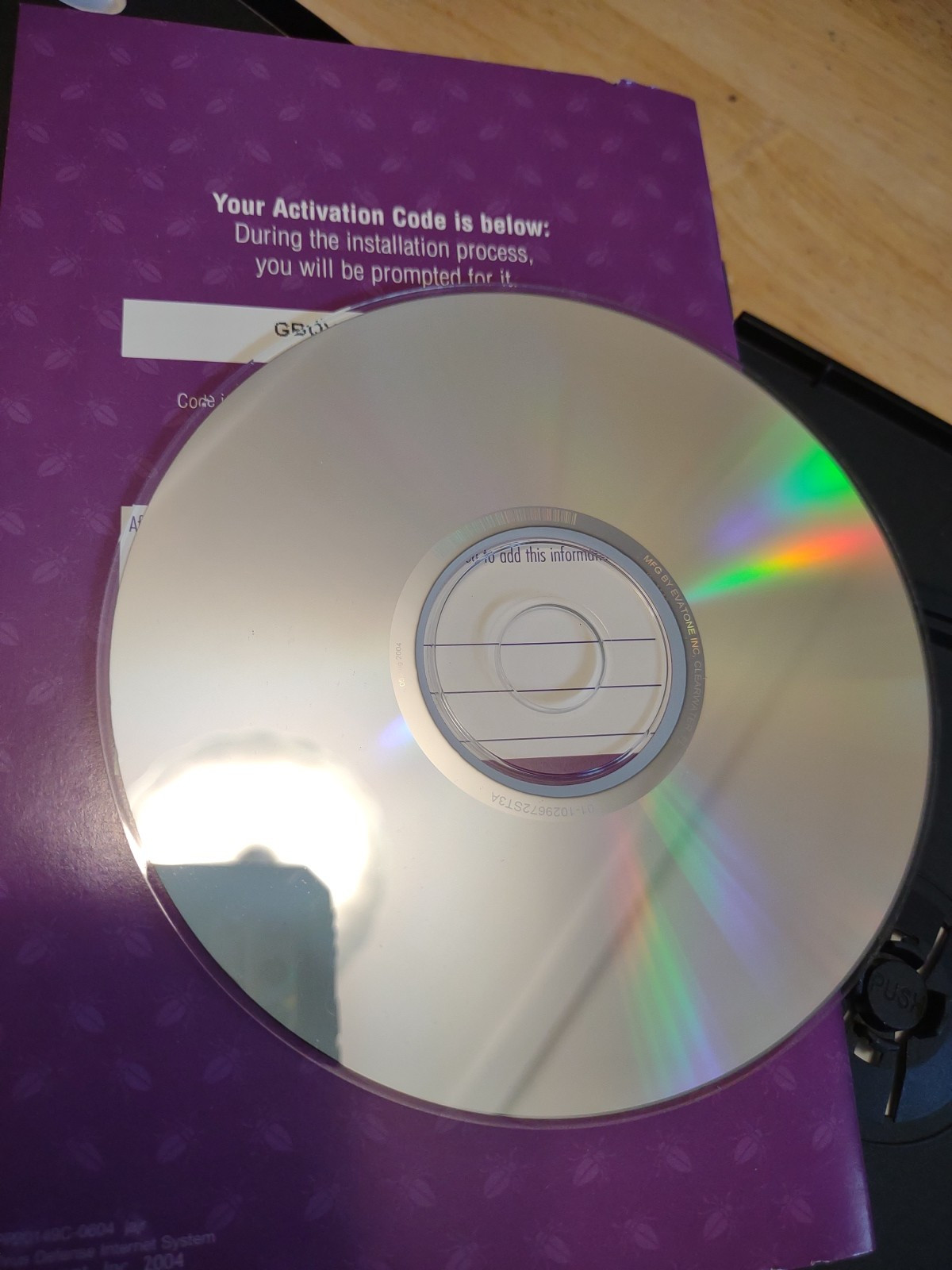 Panda Staples Virus Defense Internet System CD Antivirus Software - with key