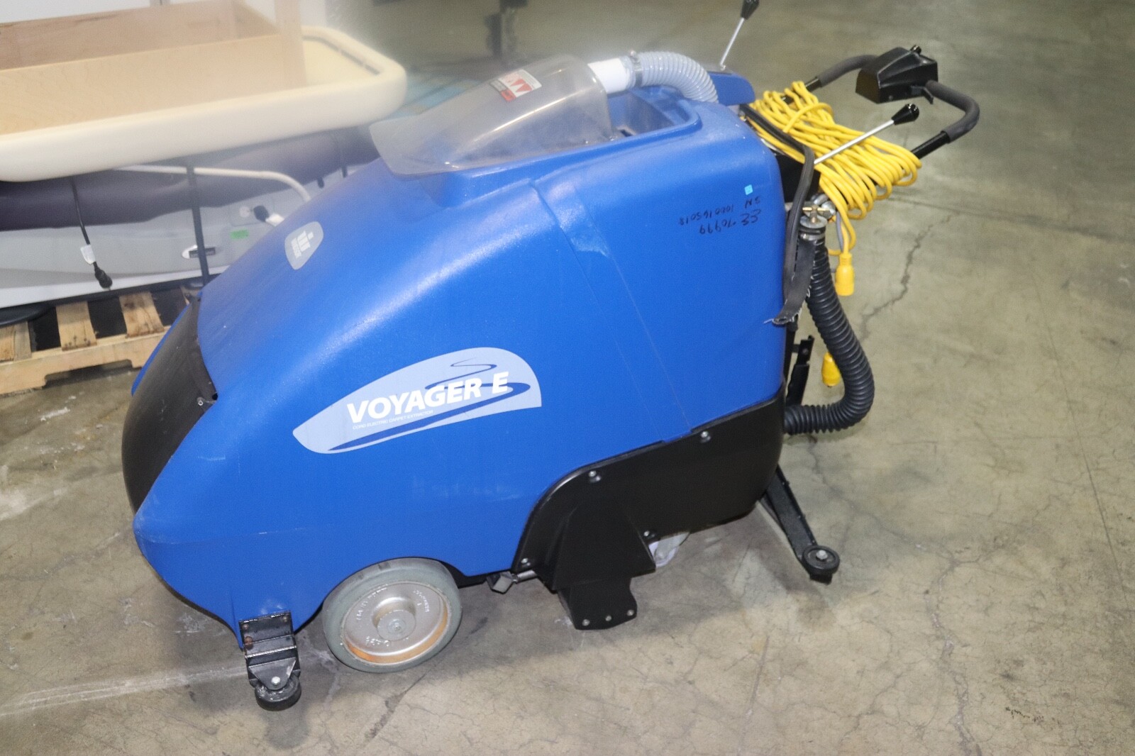 Windsor Voyager E Carpet Extractor.  Walk Behind Plug In