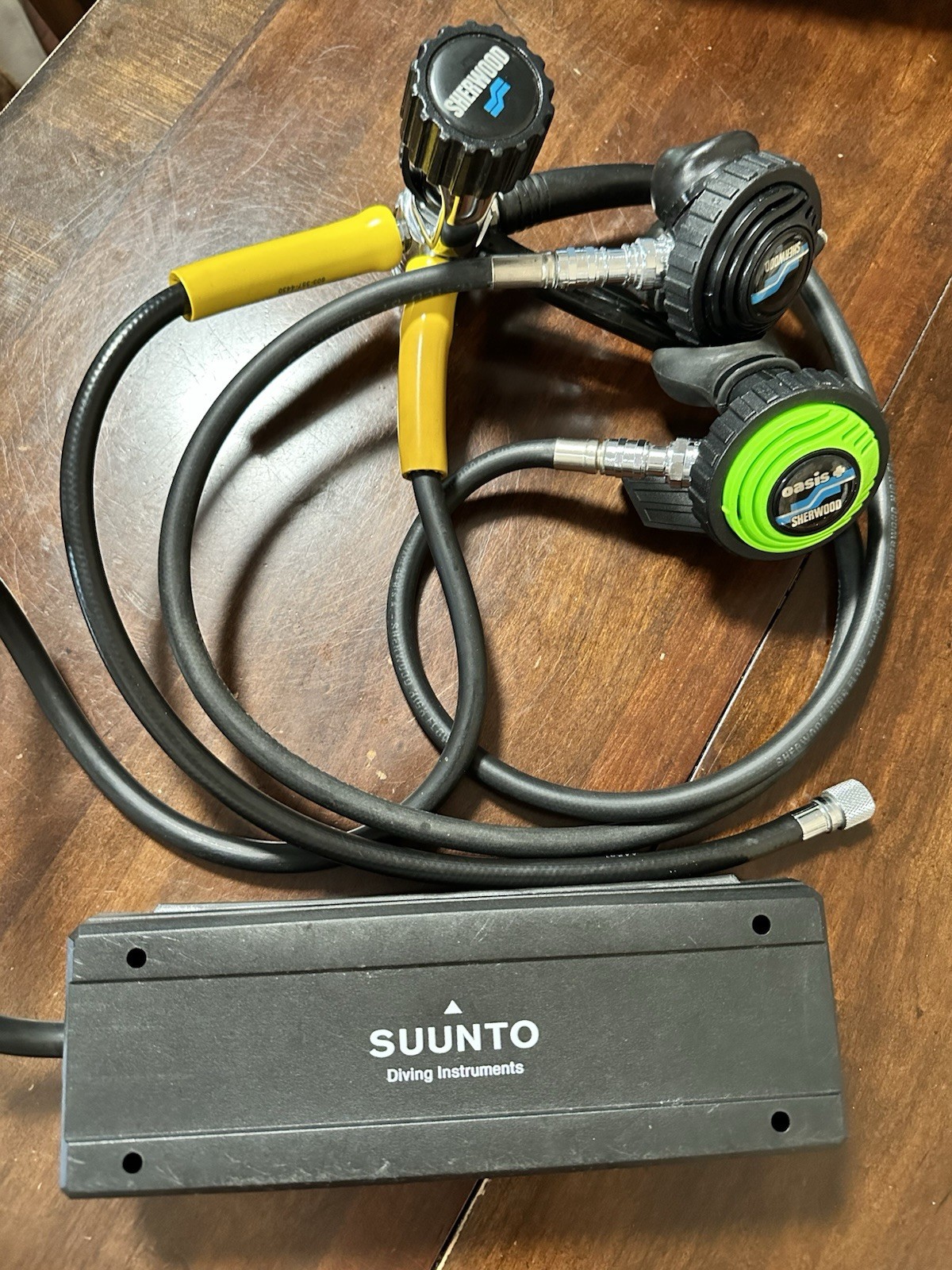 Sherwood Regulator First & Second Stage Scuba Gear Plus Suunto Gauges