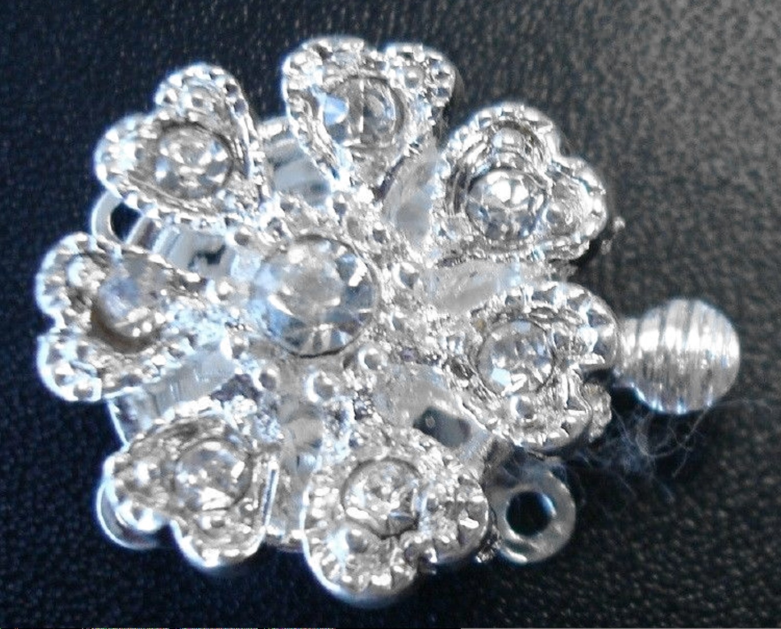8 Crystal Rhinestone 7 Heart Flower Silver Plated 2 Strand Pad Clasp FPC059