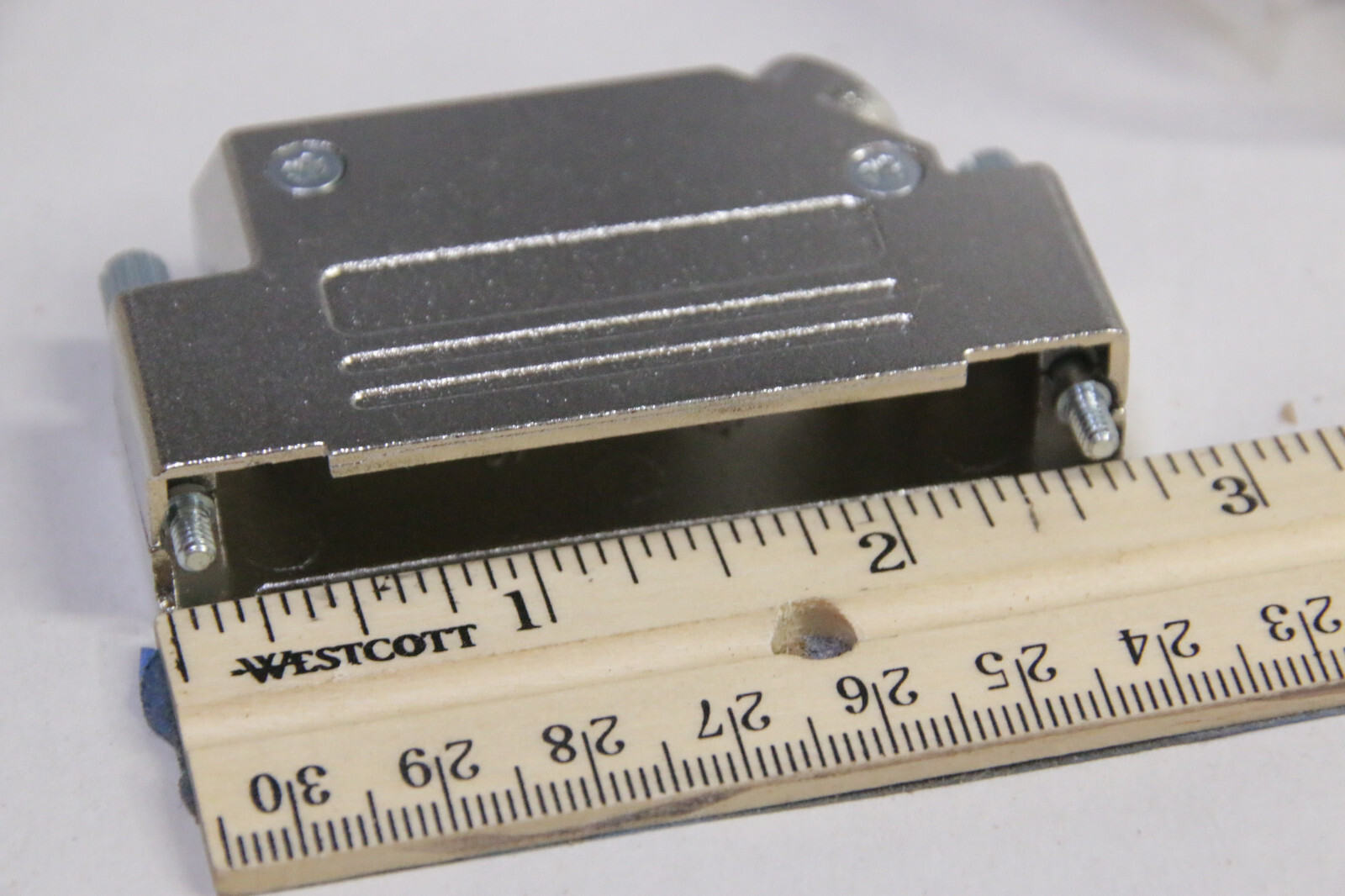 Connector Shell w/4 Sizes of Cable Port Inserts -Network Locking NEW Bulk Bagged