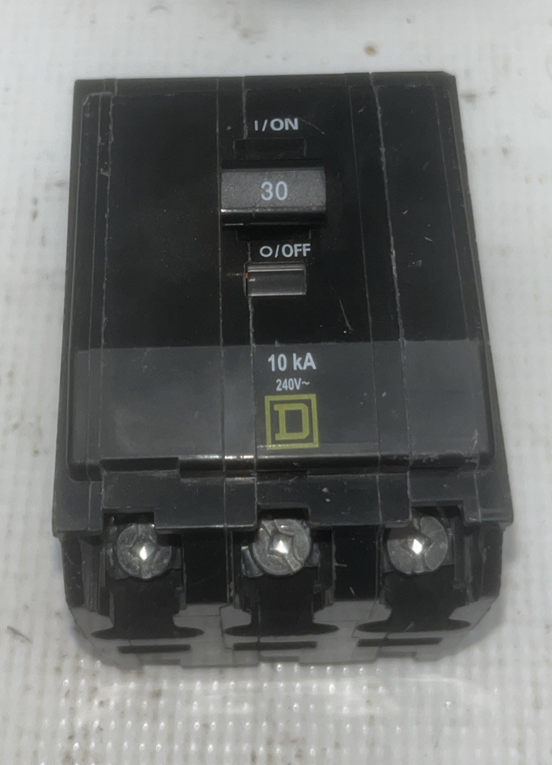 Square D QO330 3 Pole 30 Amp 240V QO Circuit Breaker NOS