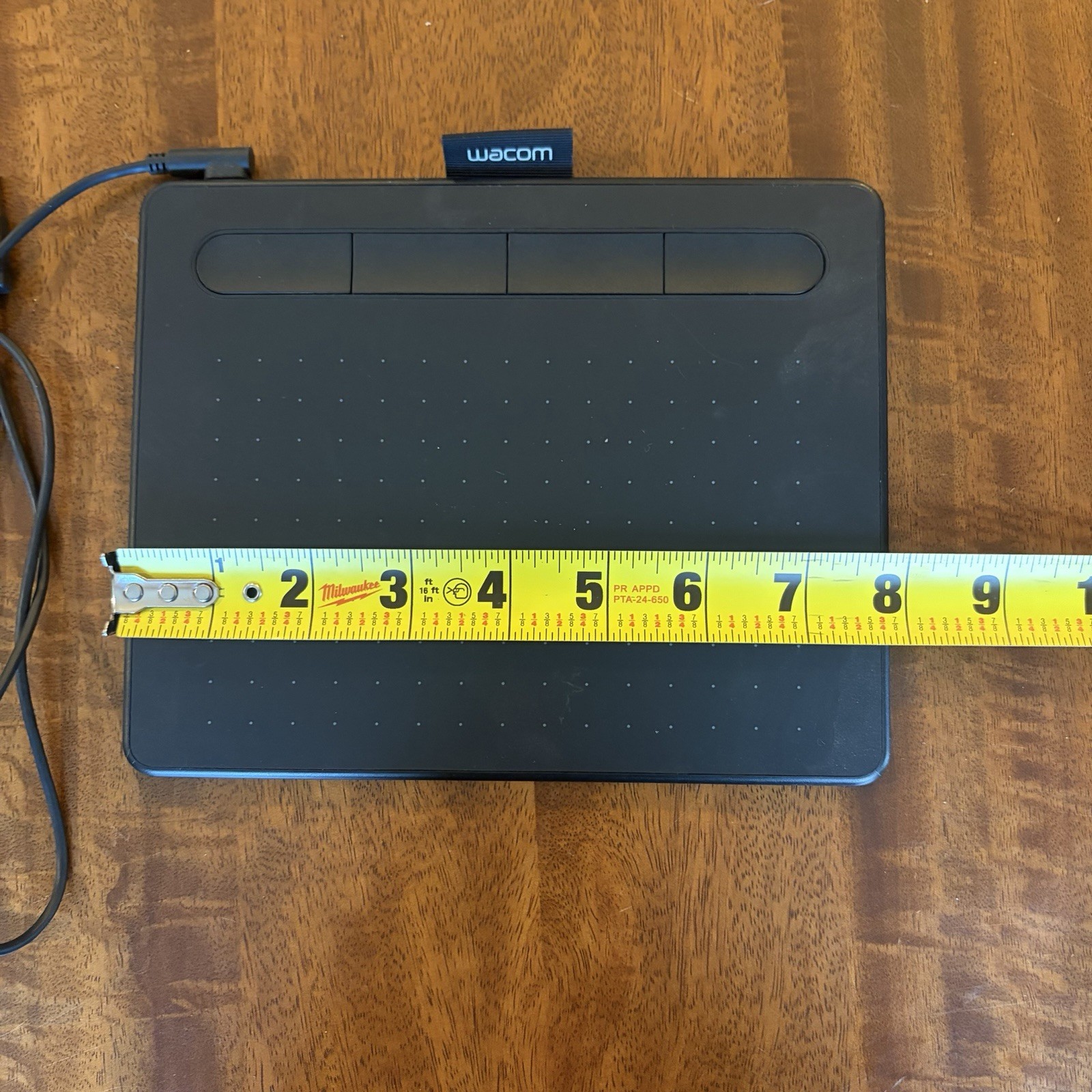 Wacom Intuos Small Bluetooth Graphics Drawing Tablet, 4 Customizable ExpressKeys