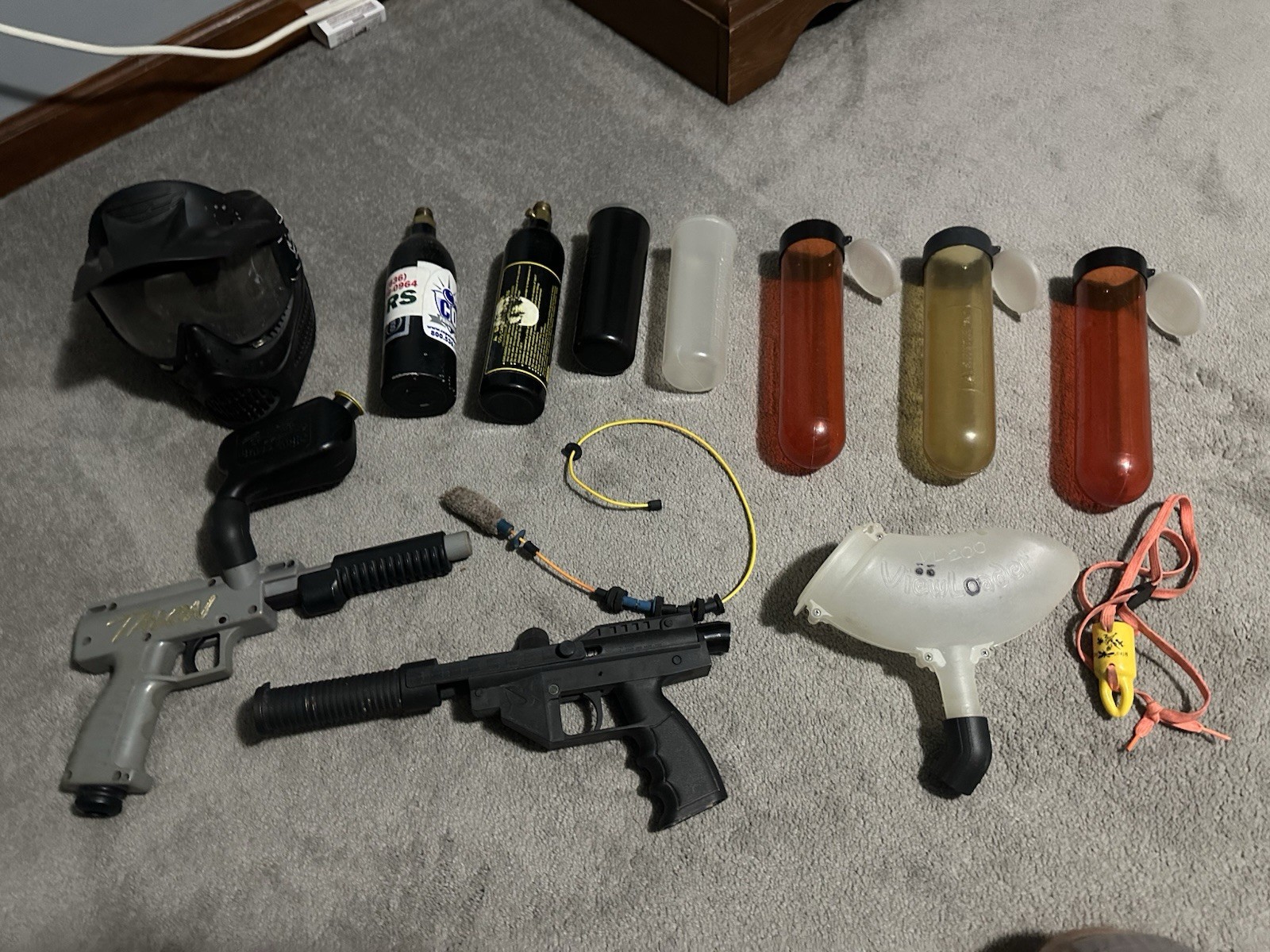 PAINTBALL GEAR AND MARKER / PAINTBALL STARTER PACKAGE !