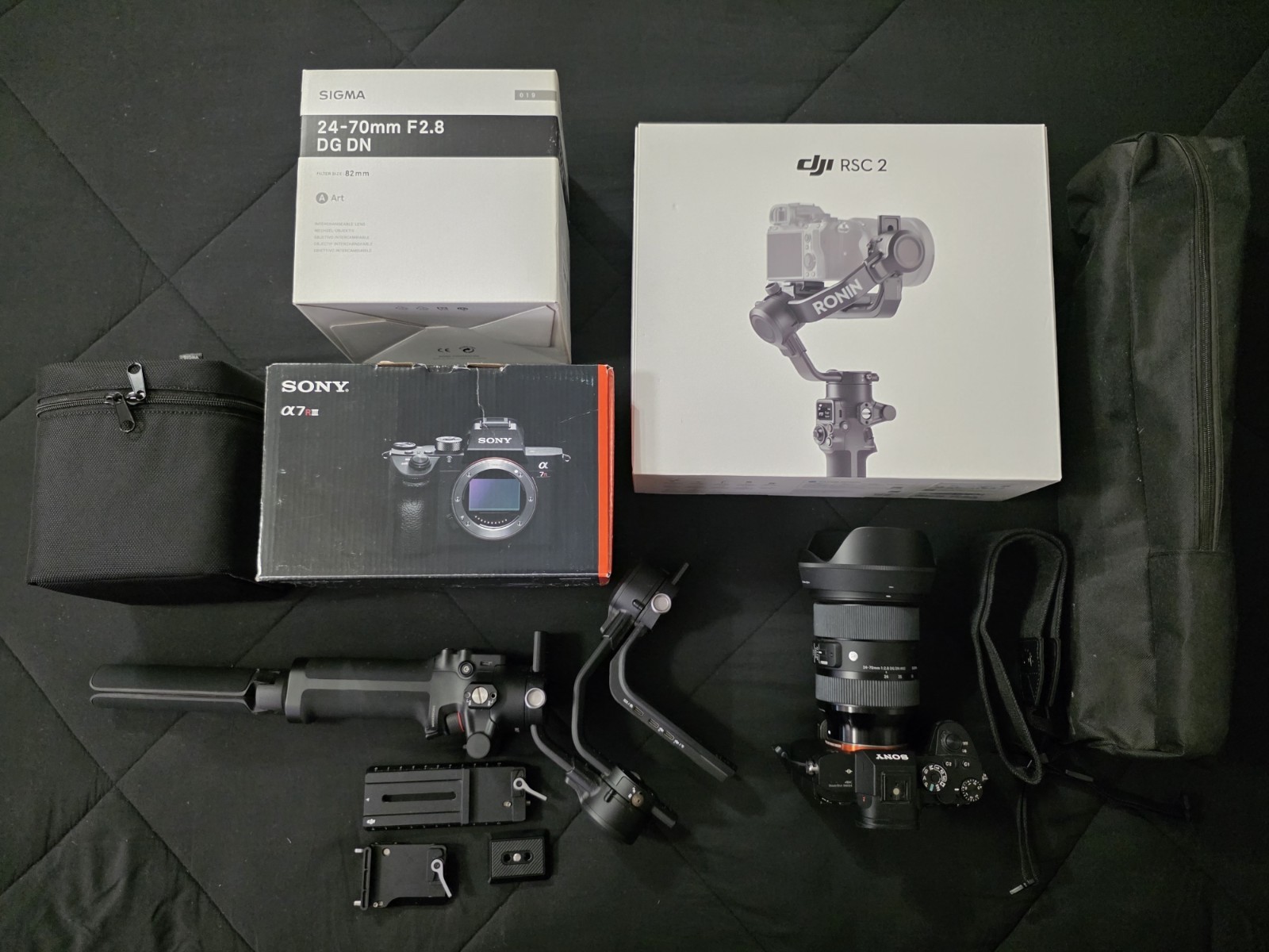 Sony α7R III Camera Bundle w/ Sigma 24-70mm Lens + Accessories
