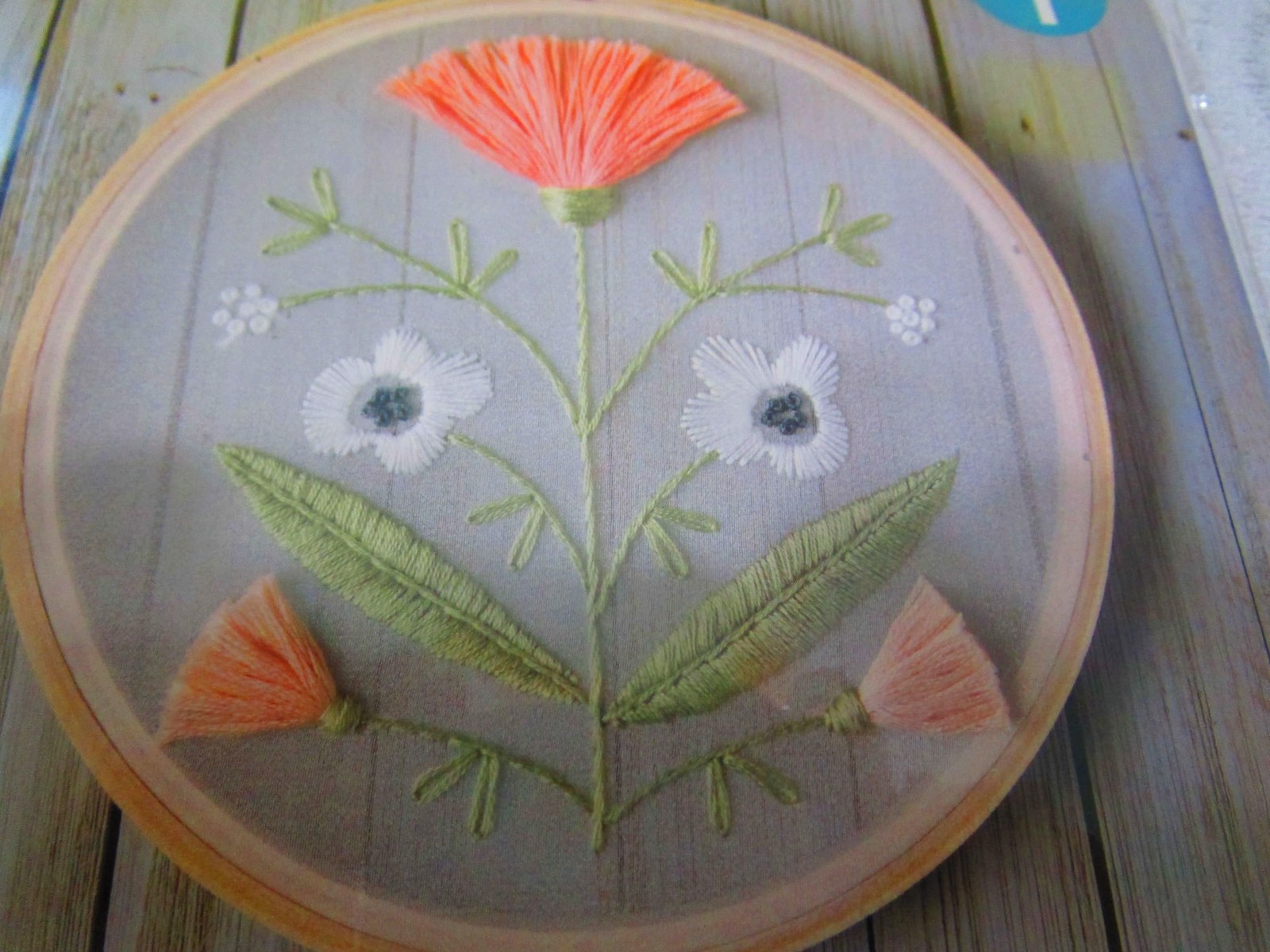Leisure Arts Embroidery Kit 6" Desert Flower - cross 6.51 x 7.51 inches, Pink