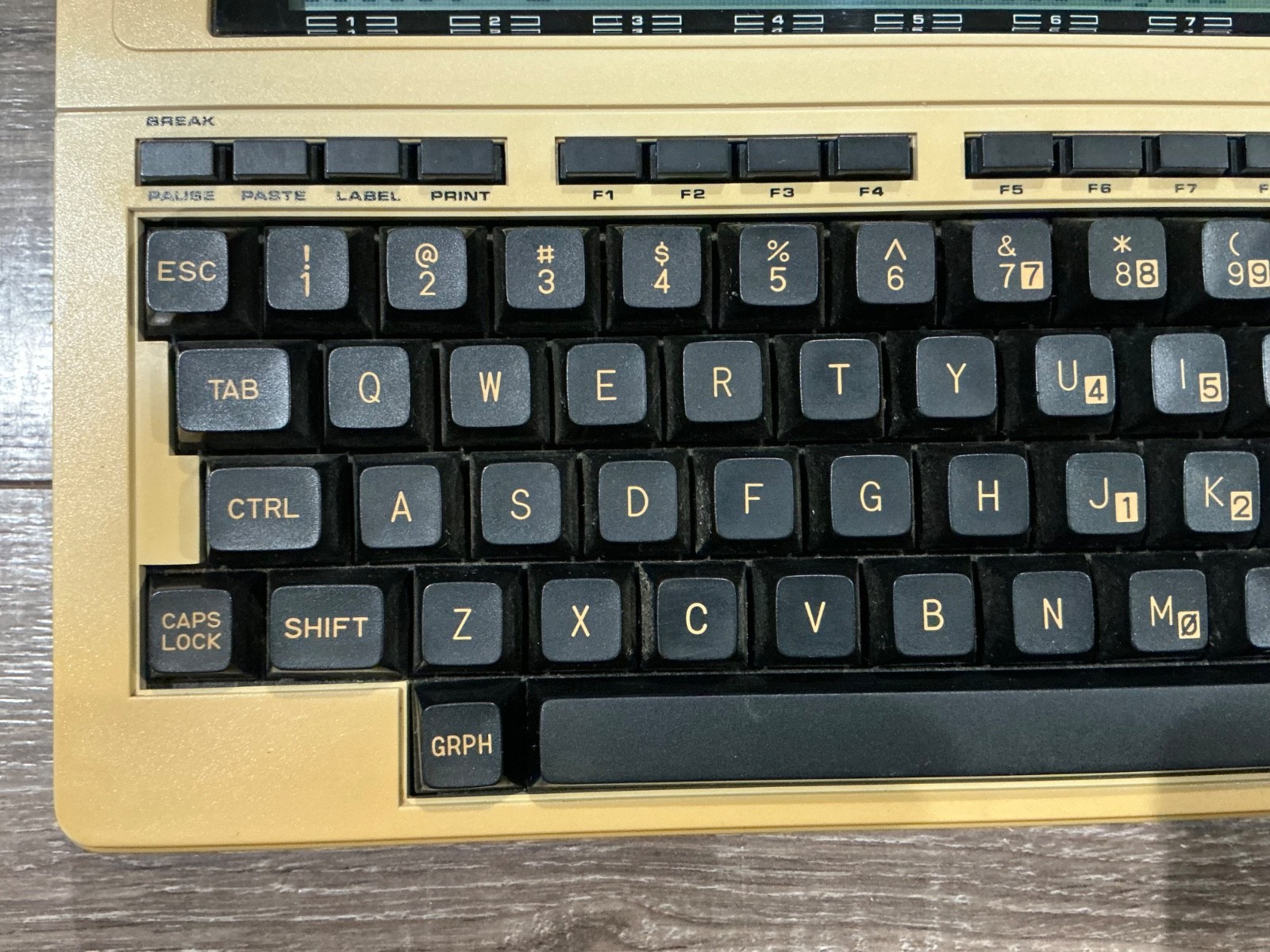 Tandy 102 Portable Computer Working **READ**
