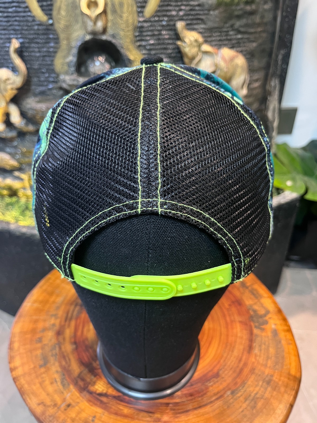 Monster Energy Men s Baseball Cap with Mesh Back and Adjustable Size Black