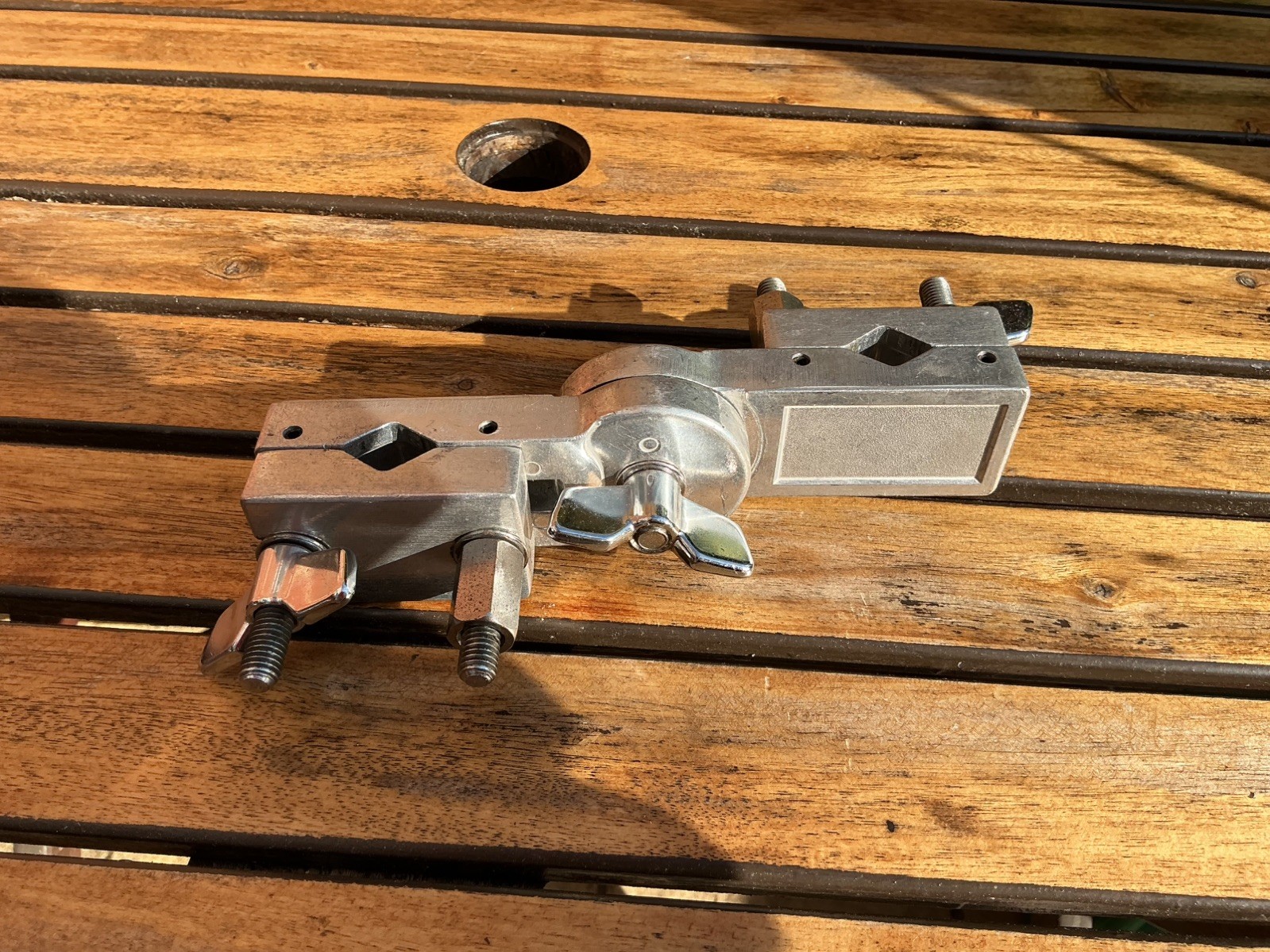 Mapex AC904 Center-Ratchet Adjustable Multi-Purpose Clamp - Silver.