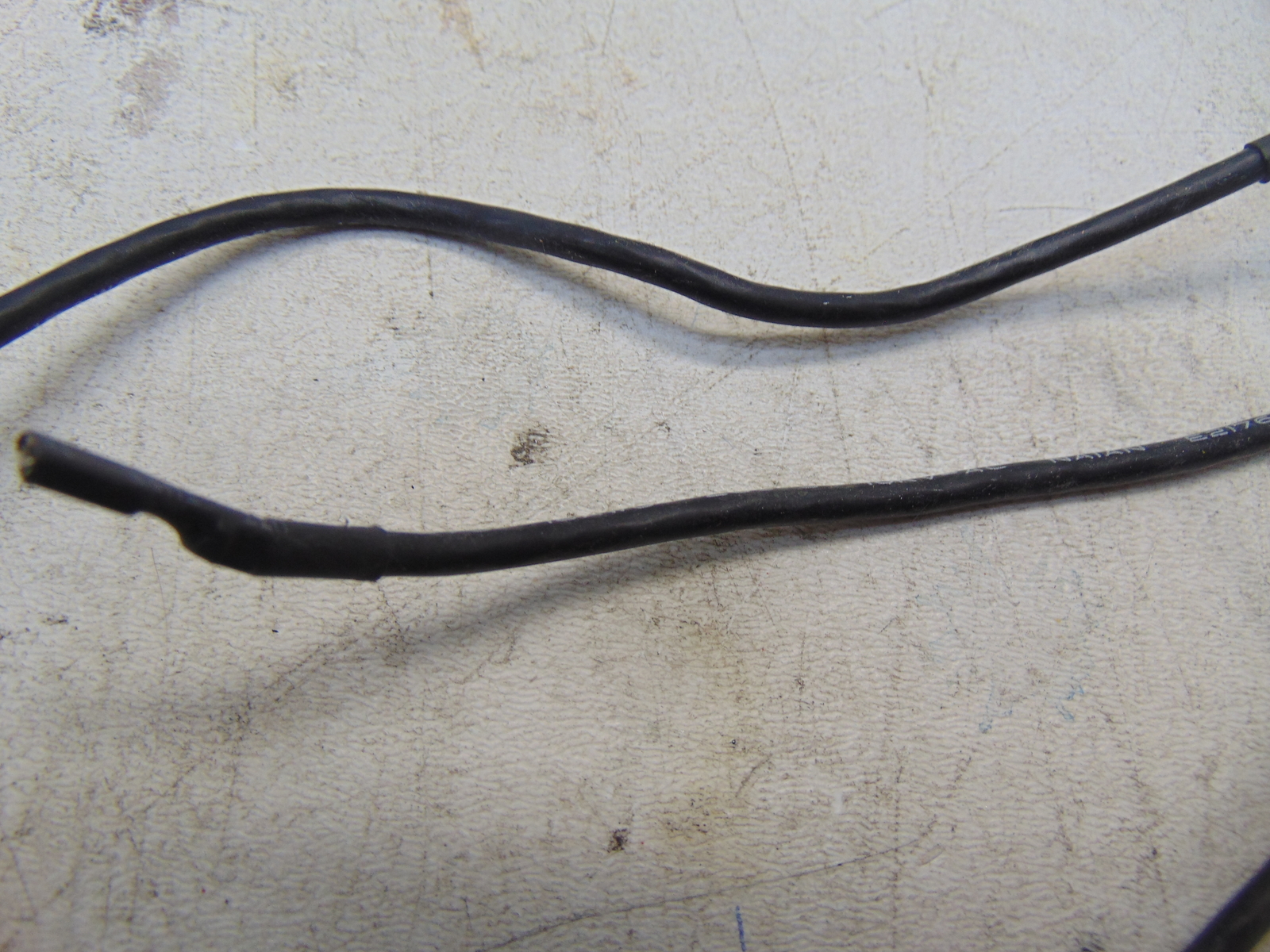 Hot Point Gas Range RGBS200DMWW Electrode E217633