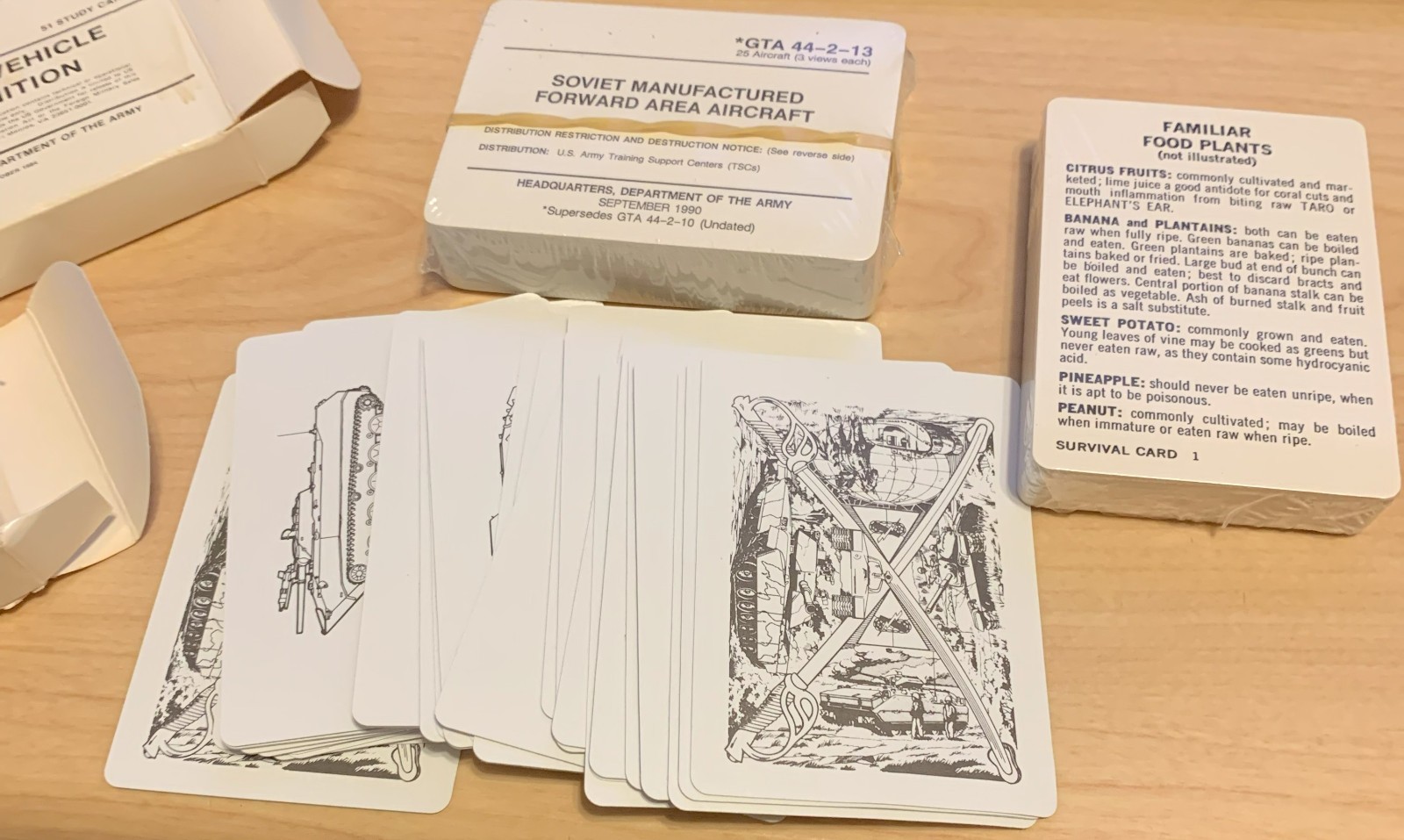 MILITARY LOT GROUP SOVIET AIRCRAFT SURVIVAL CARDS TANK RECOGNITION CARD DECK NEW