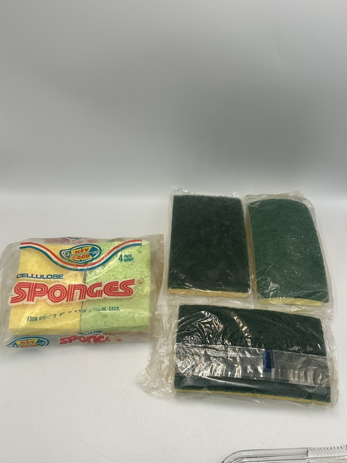 Vintage Lot Cellulose Sponges 7 Total Key Food & Scrubbing Sponges