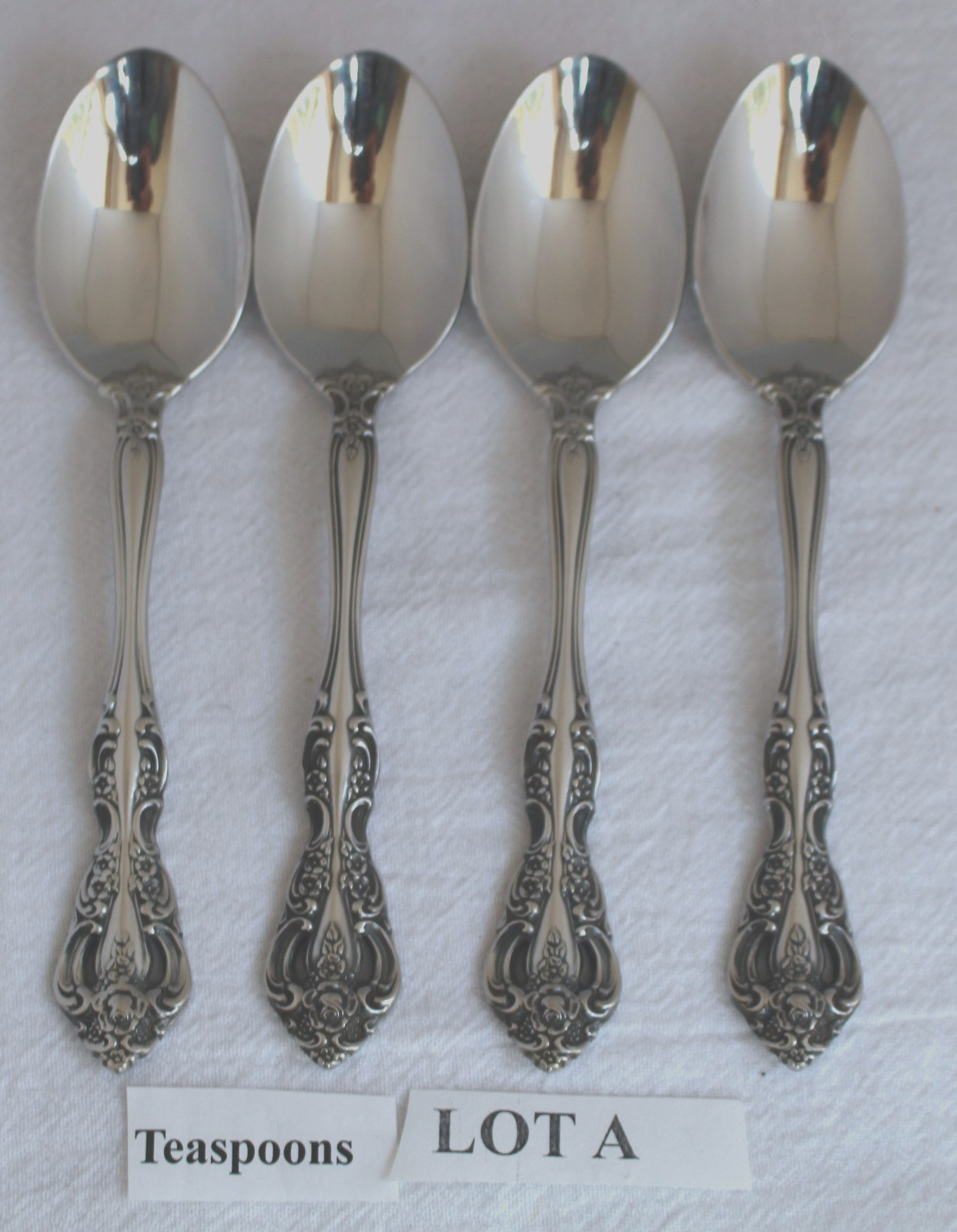 4 Oneida Stainless Cube Michelangelo TEASPOONS