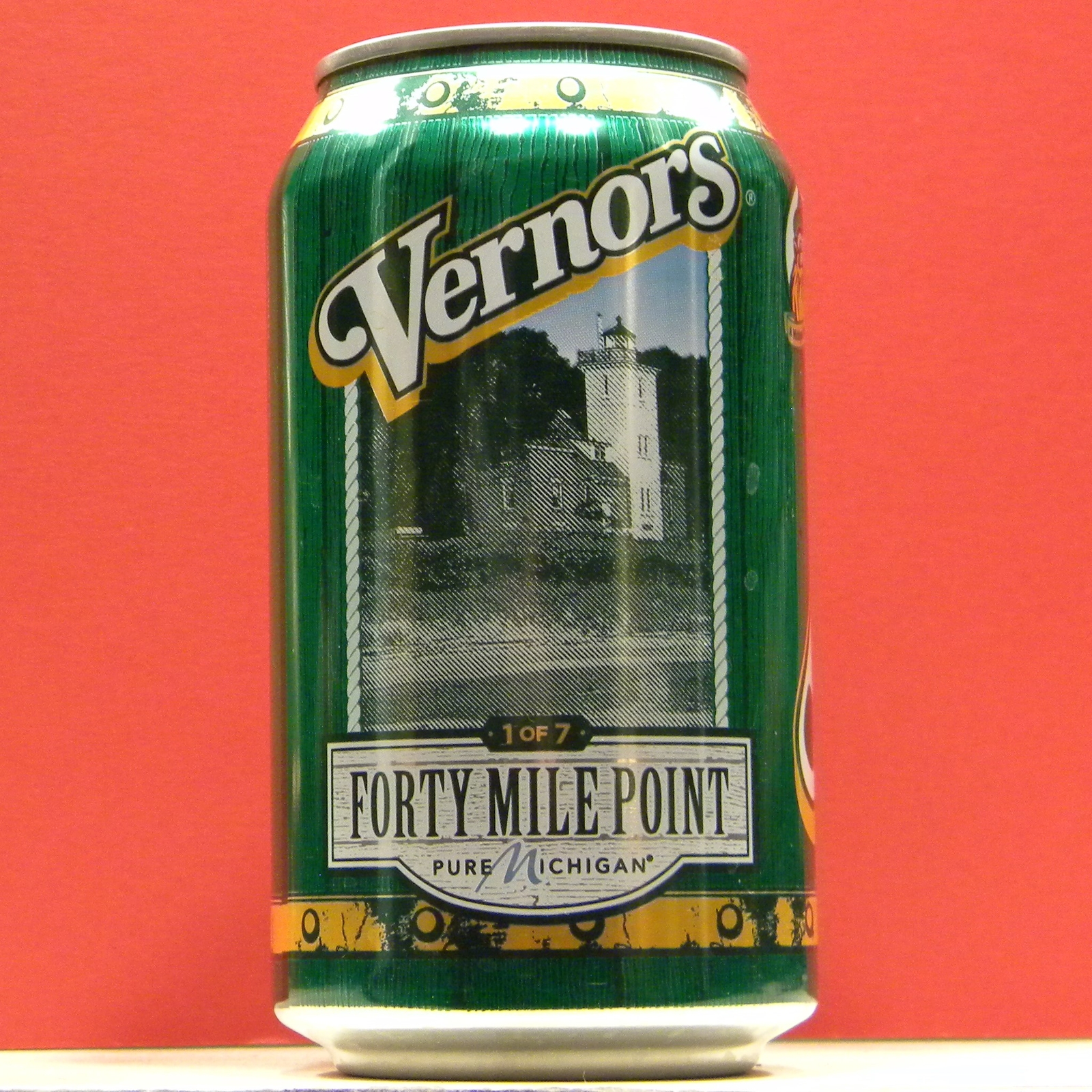 Vernor Ginger Soda Can Forty Mile Point Michigan Dr Pepper Plano Texas SC265 H/G