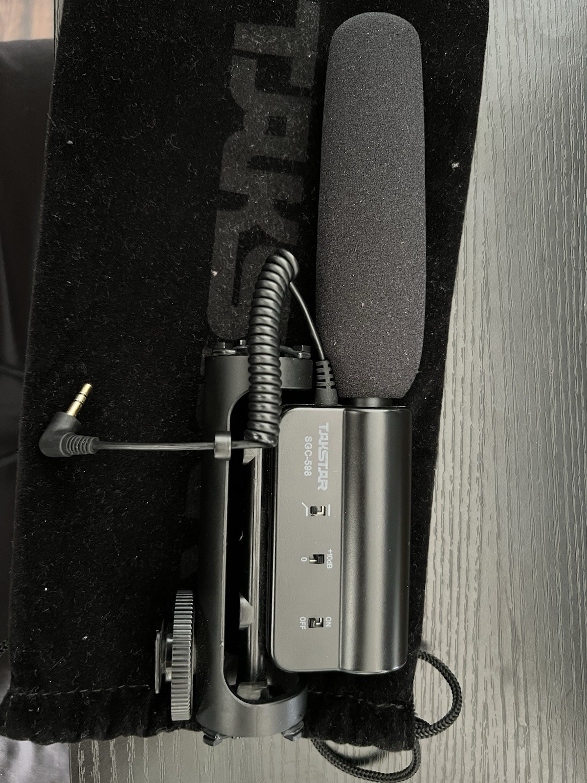 Takstar SGC-598 Shotgun Microphone DSLR Video 3.5mm TRS Hot/Cold Shoe Mount