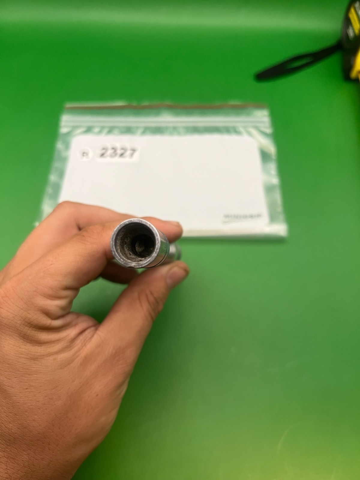 Autococker Bolt