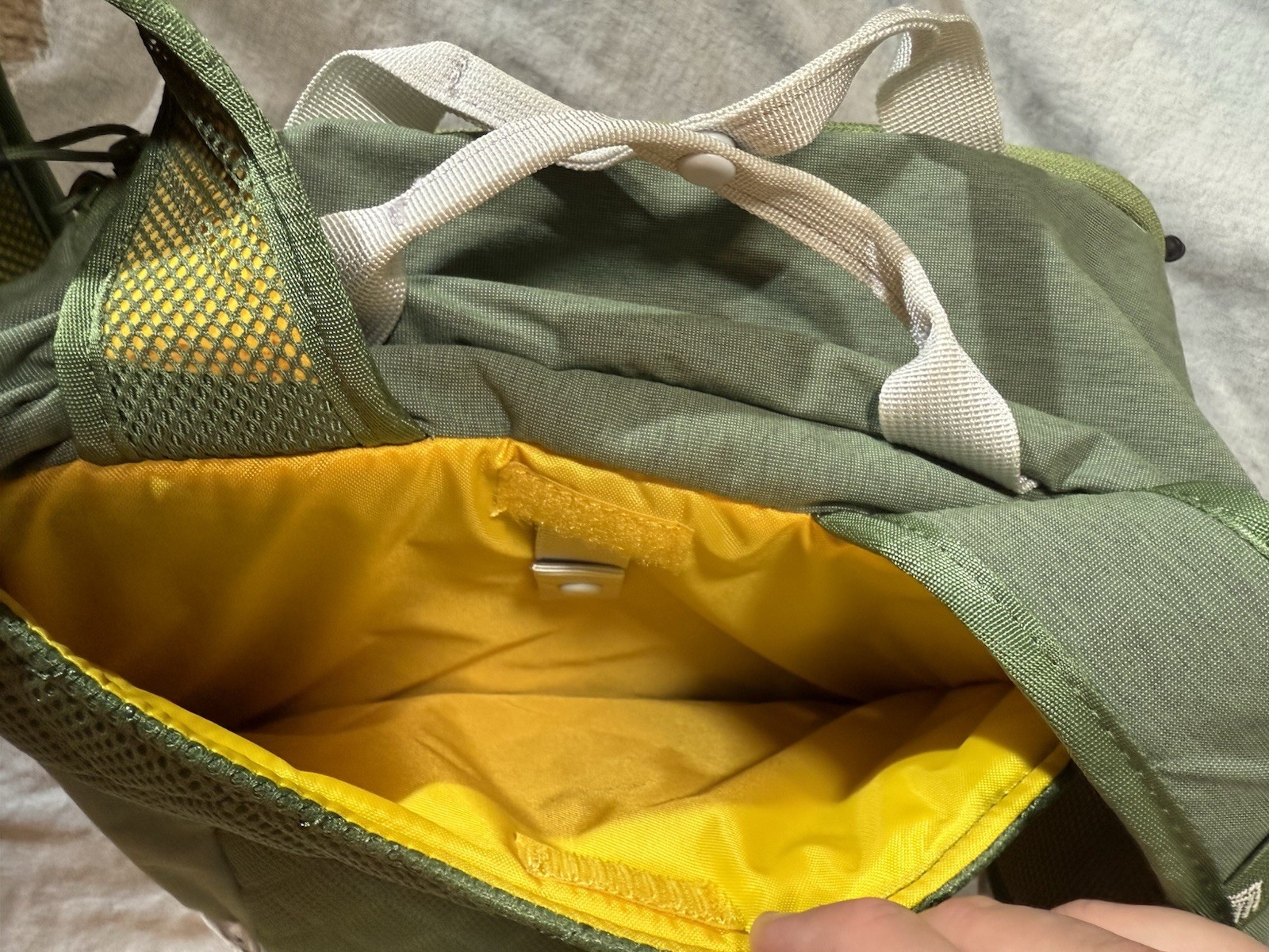 Ultimate Direction Commuter Briefcase Bag Backpack Spruce Yellow Lightweight