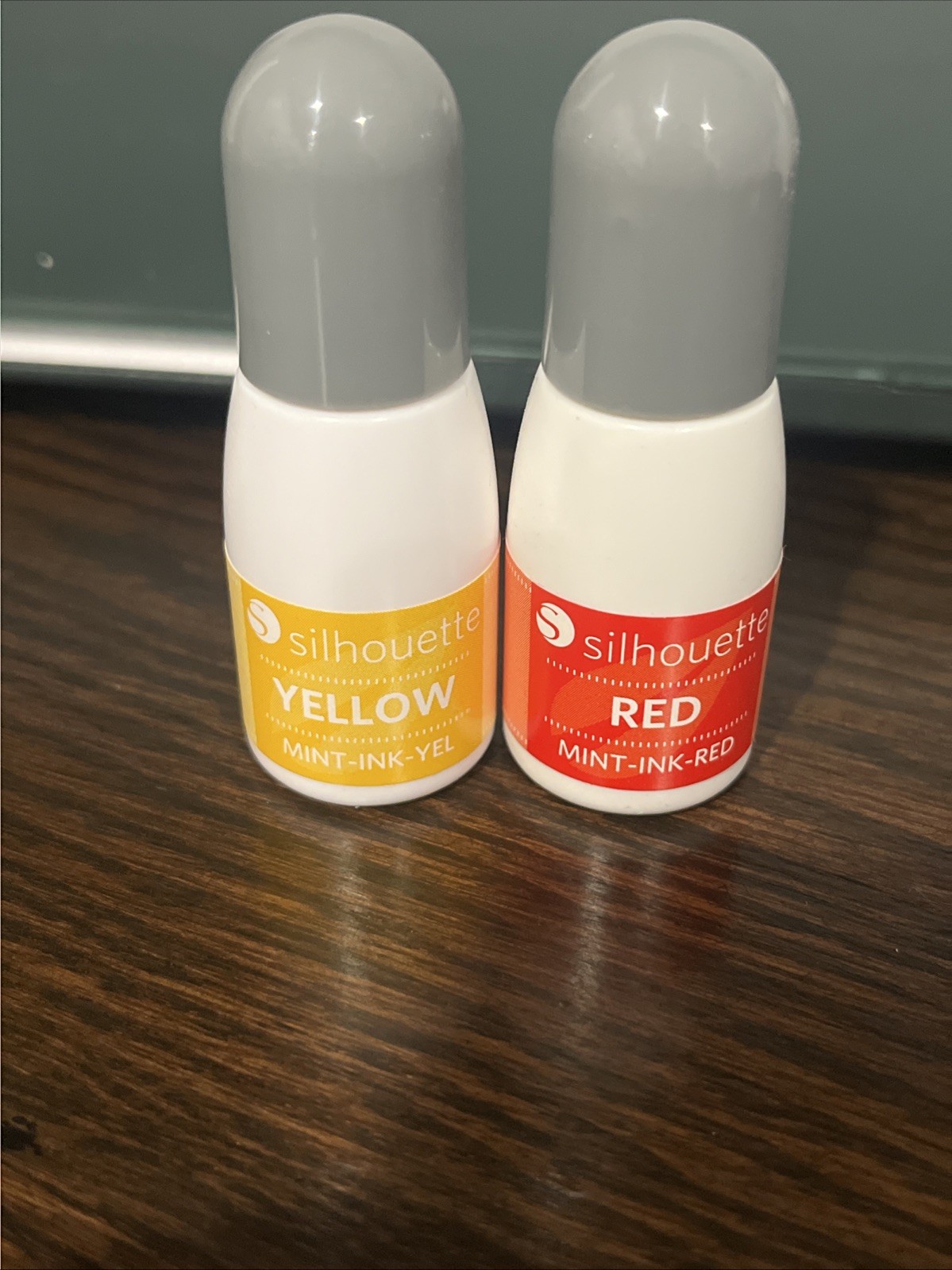 Silhouette Mint 5ml. Ink Yellow And Red