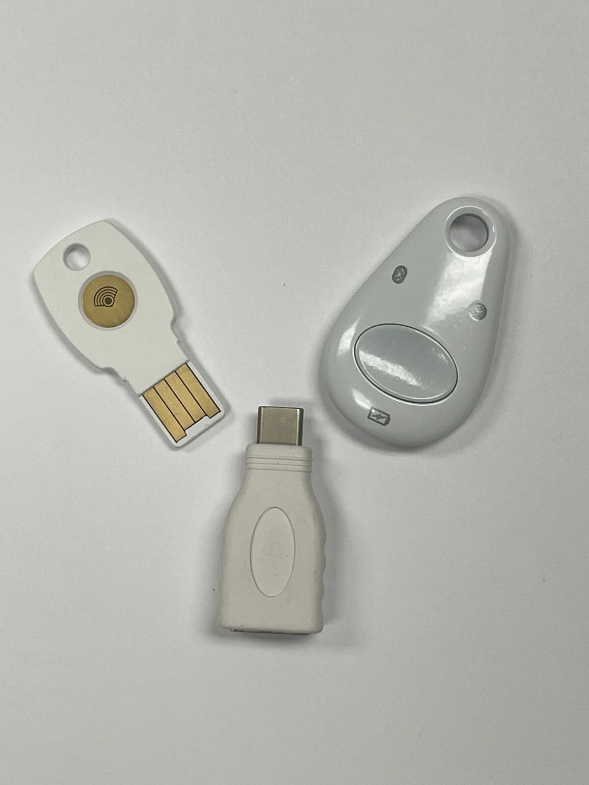 Google Titan Security Key USB (K9T) + Bluetooth Security Key (K13T) Bundle US