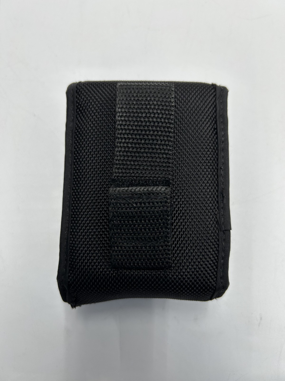 Nikon Coolshot 20i Range Finder and Case BUNDLE (C-102)
