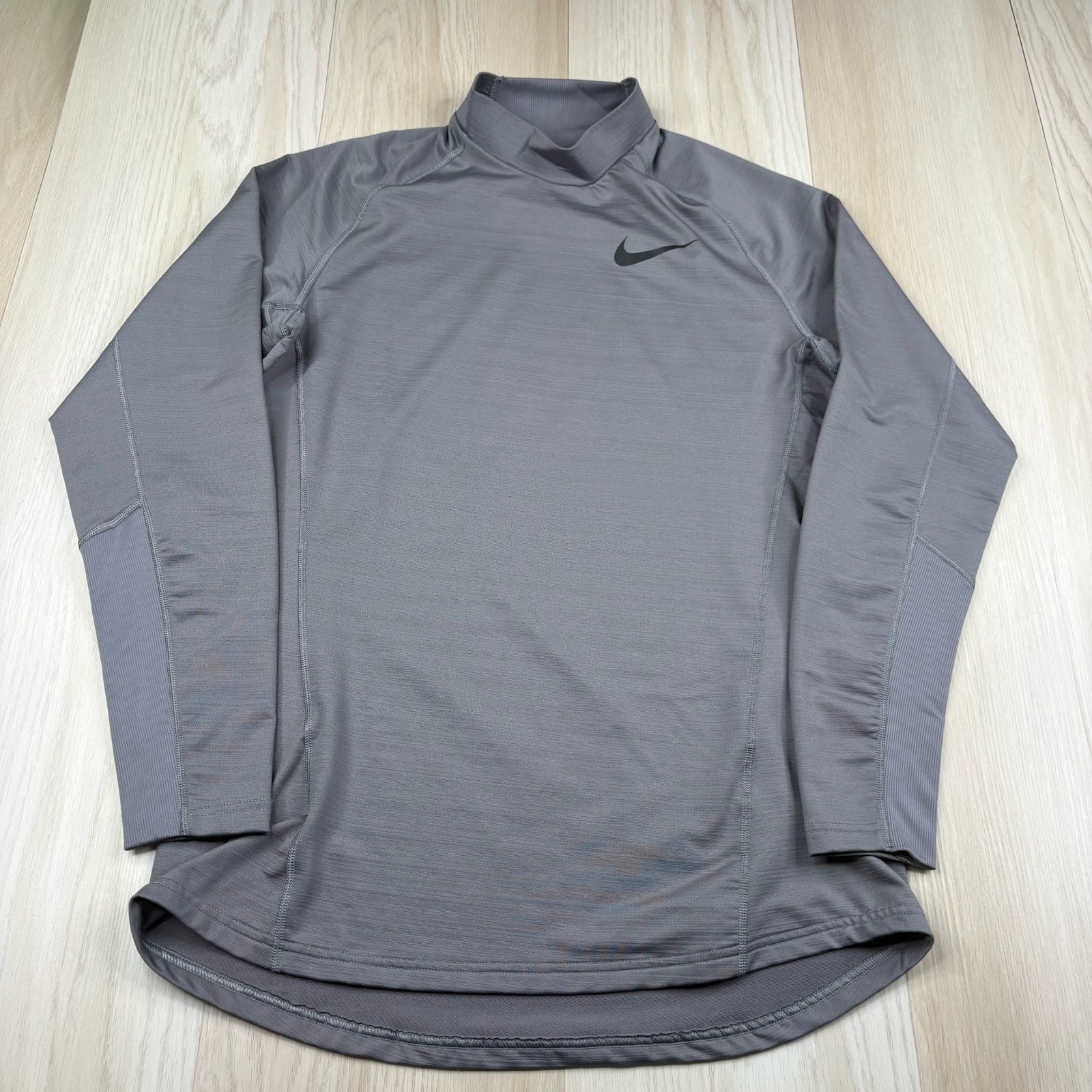 Nike Dri-Fit Mens Gray Mock Neck Long Sleeve Fitted NP Therma T-Shirt Top Size L