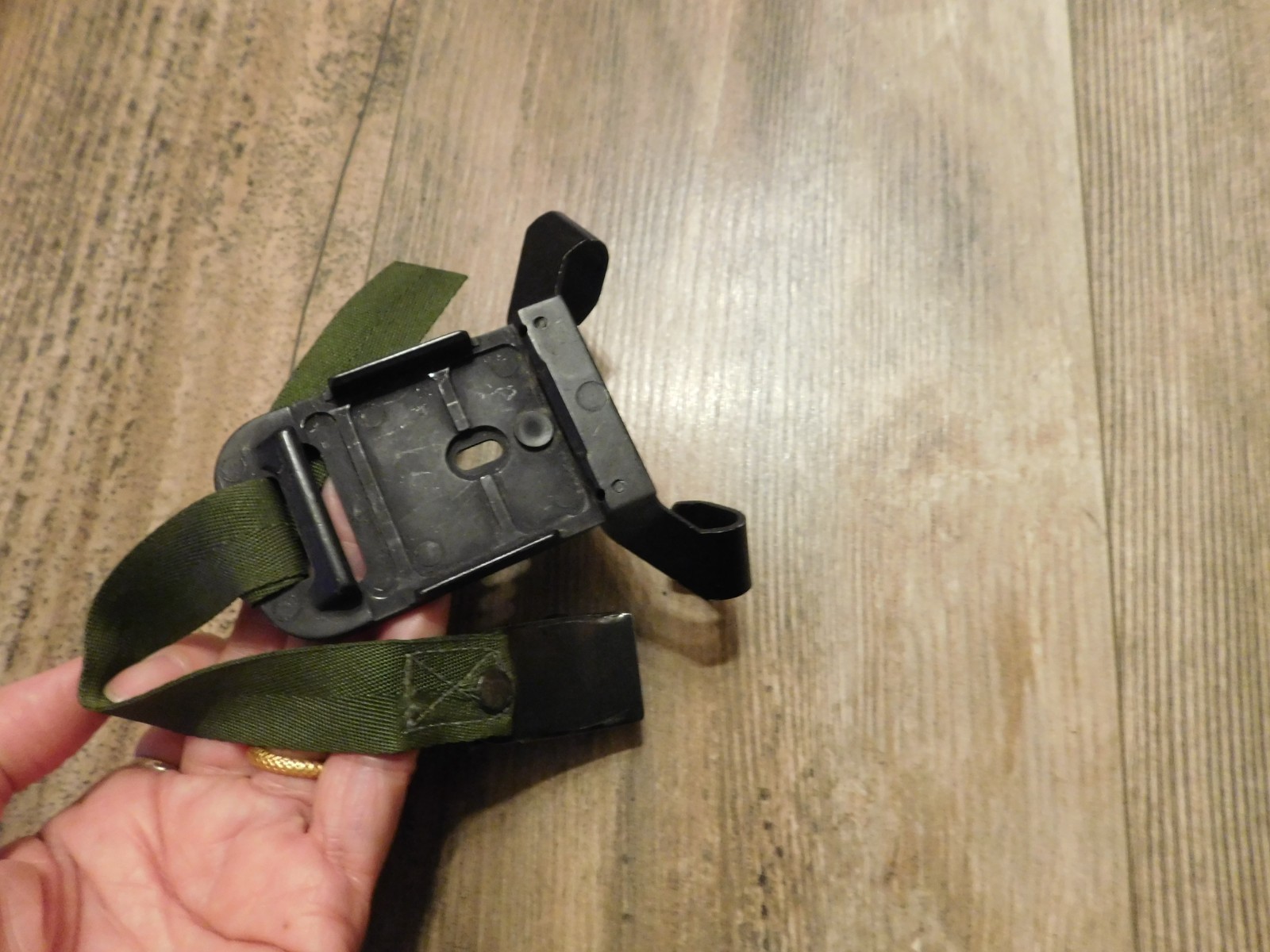 NVG MOUNTING BRACKET PLATE BLACK ( WITHOUT Screw)