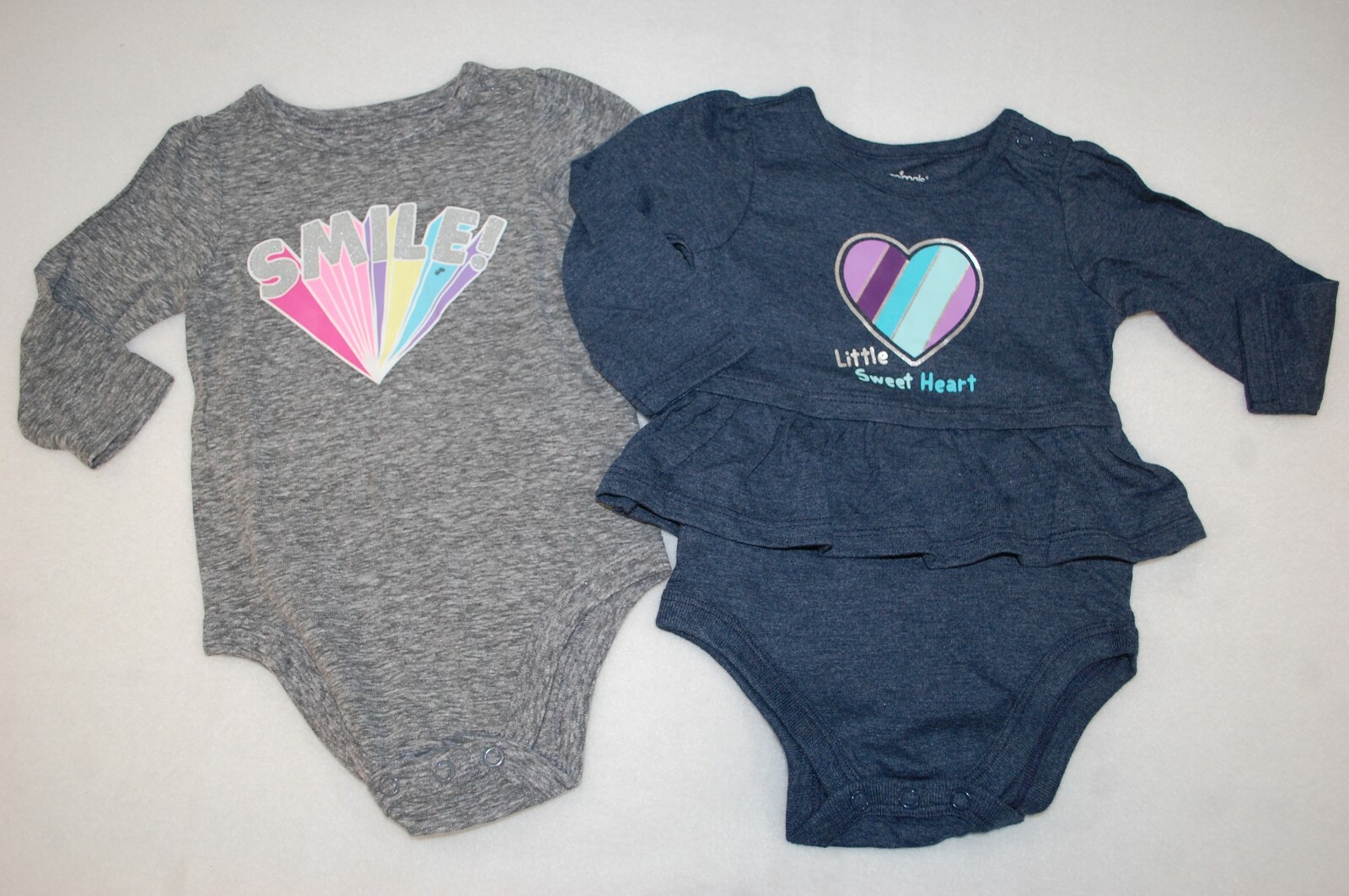 Baby Girls 2 LOT L/S BODYSUIT SHIRT Gray Navy SMILE SWEET HEART Heathered 3-6 MO