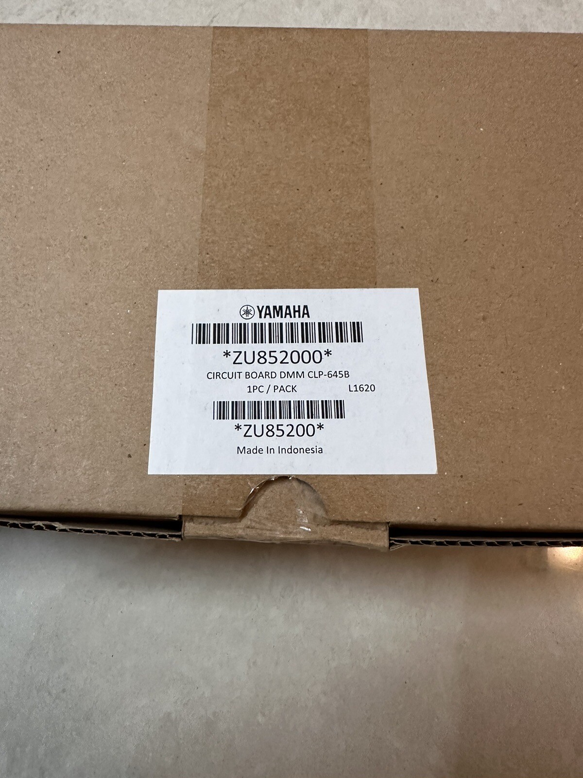 YAMAHA CLP-64B DM Circuit Board