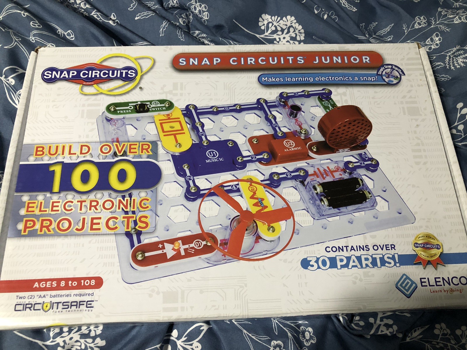 Snap Circuits Juniors Electronics Skill Builder Create 100 Projects Elenco