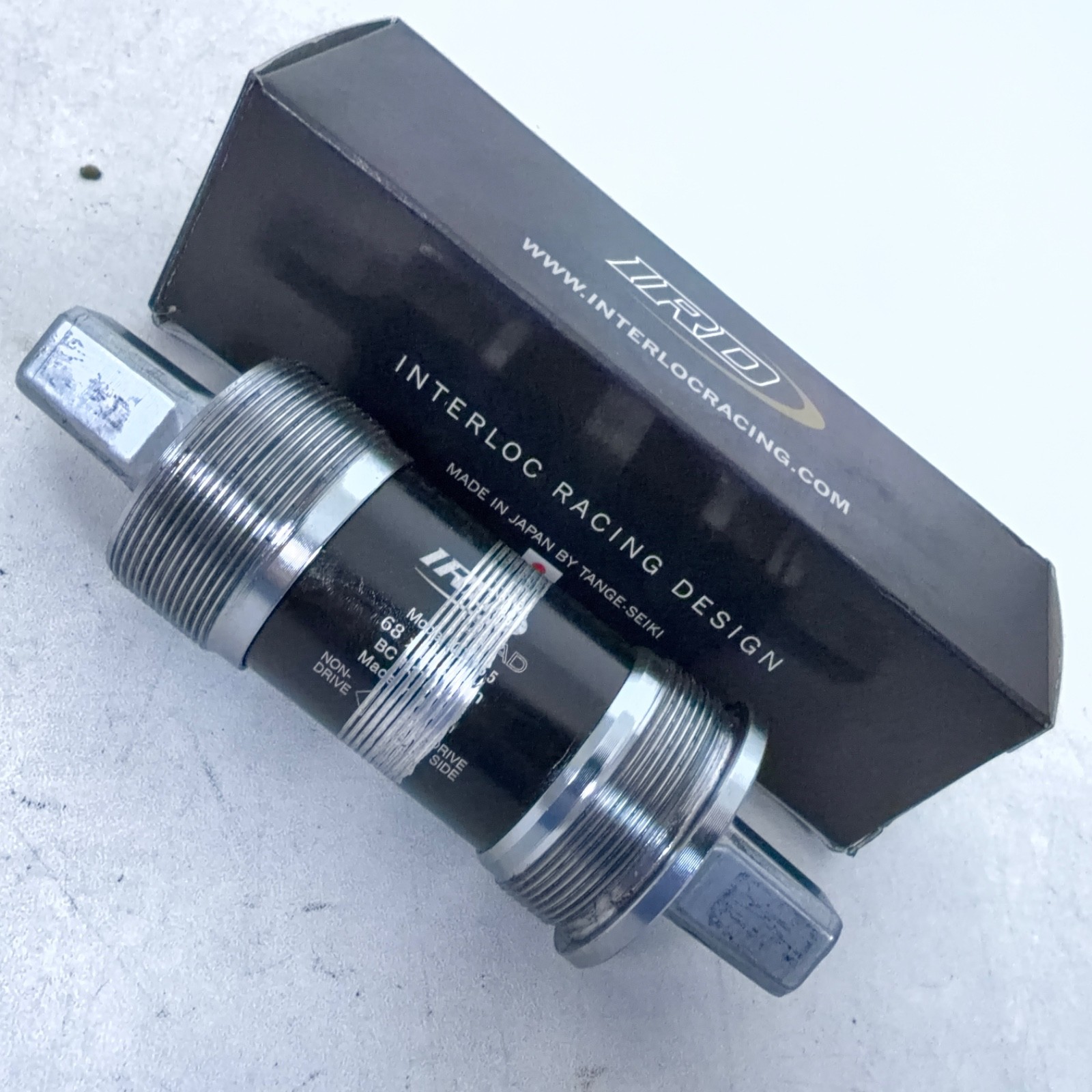 IRD QUAD QB-55 Bottom Bracket Steel Cups 68-118mm JIS Taper Eng. Threaded