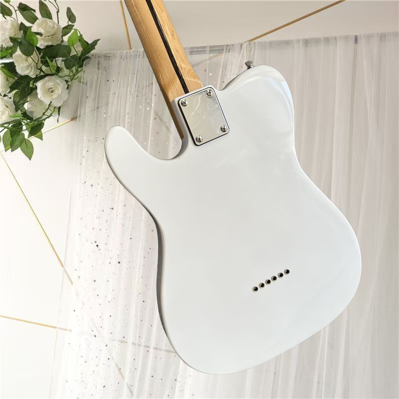 エレキギター、新品、高品質、送料無料、6弦、音質優美、ブラウン。