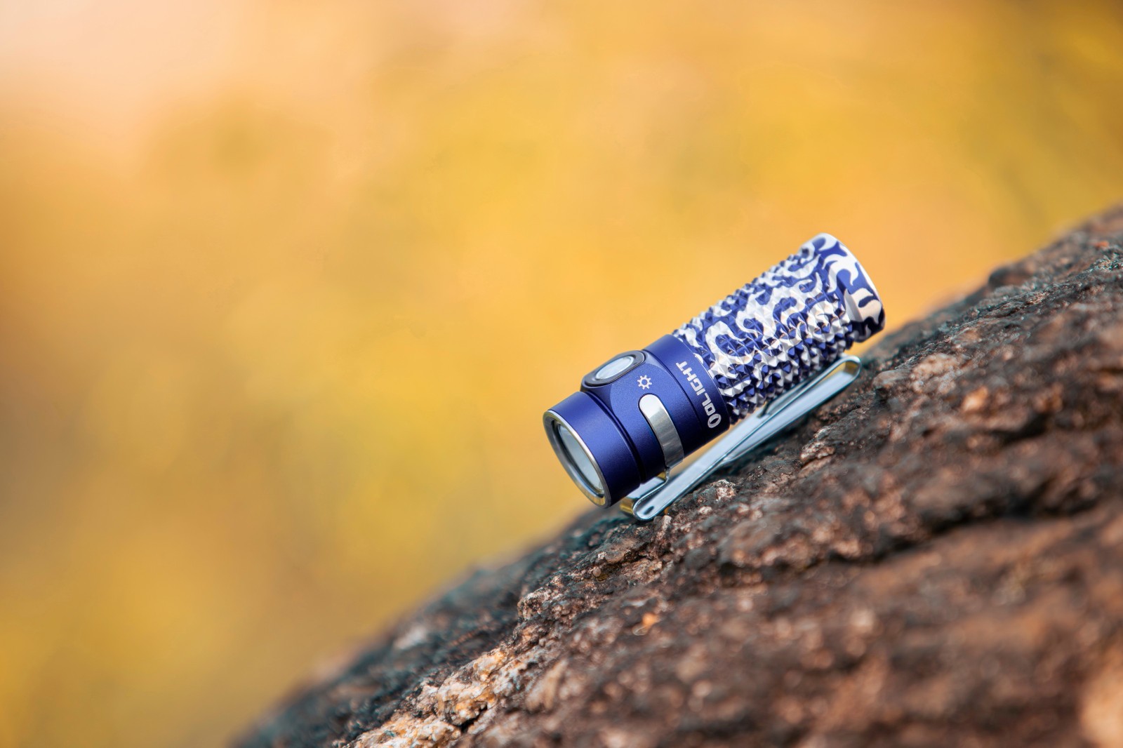 Olight Baton 4 Blue Phantom Waterproof Rechargeable EDC Flashlight 1300 Lumens