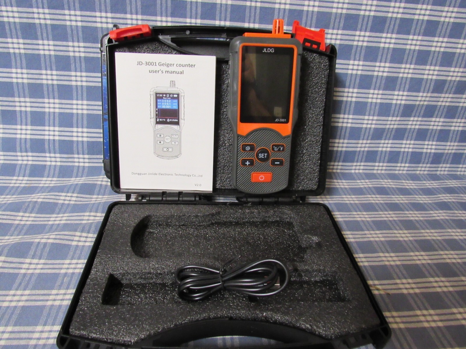 JD3001 Geiger Counter Electromagnetic Nuclear Radiation Detector. FREE SHIPPING.