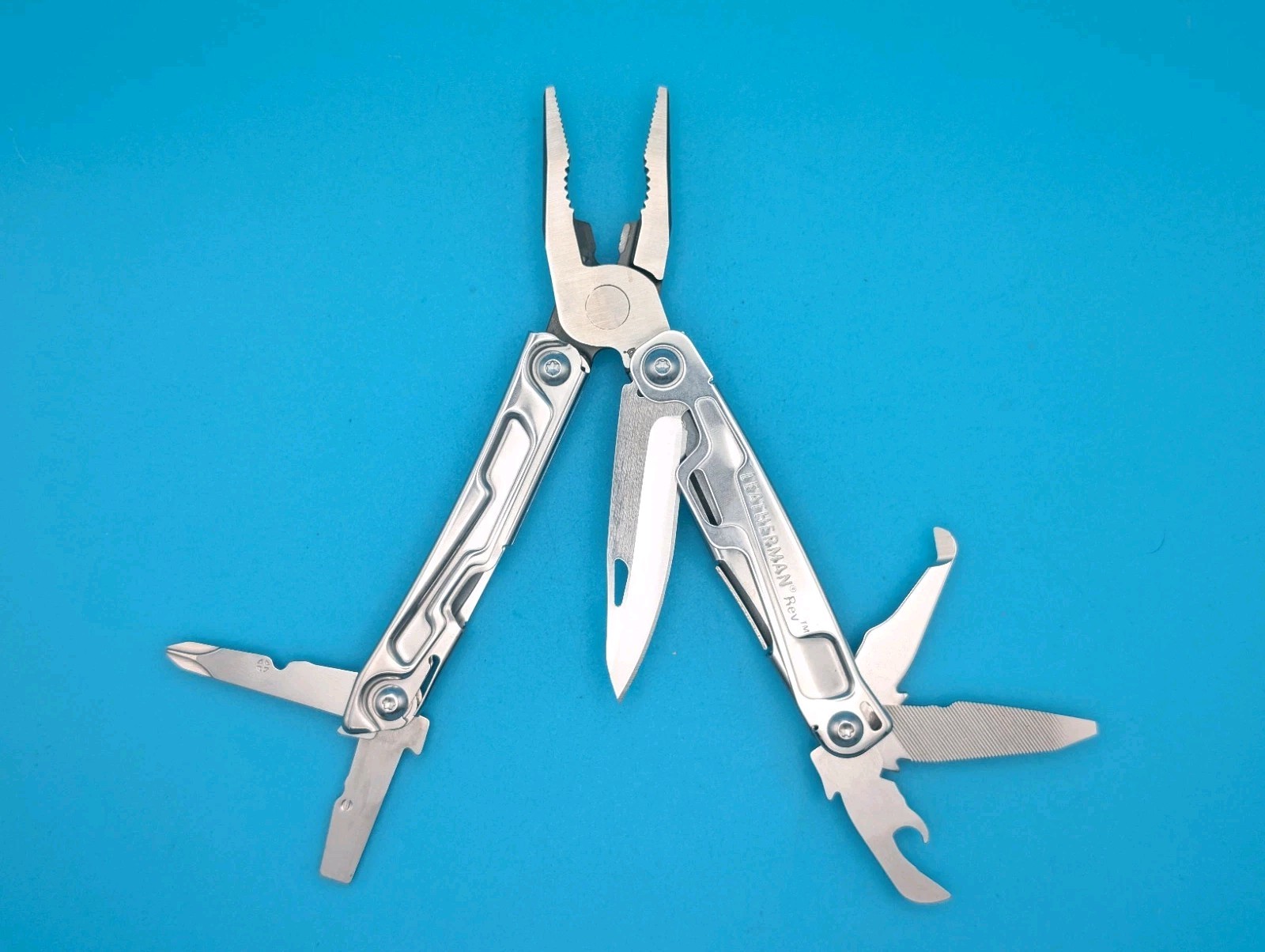 Leatherman Rev 3.8" Multi-Tool, Stainless!