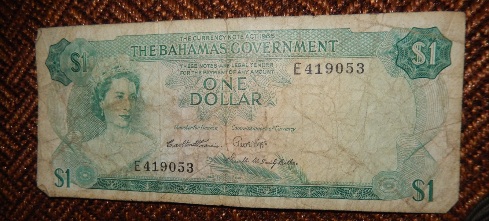1965 BAHAMAS  ONE DOLLAR BANKNOTE 1965