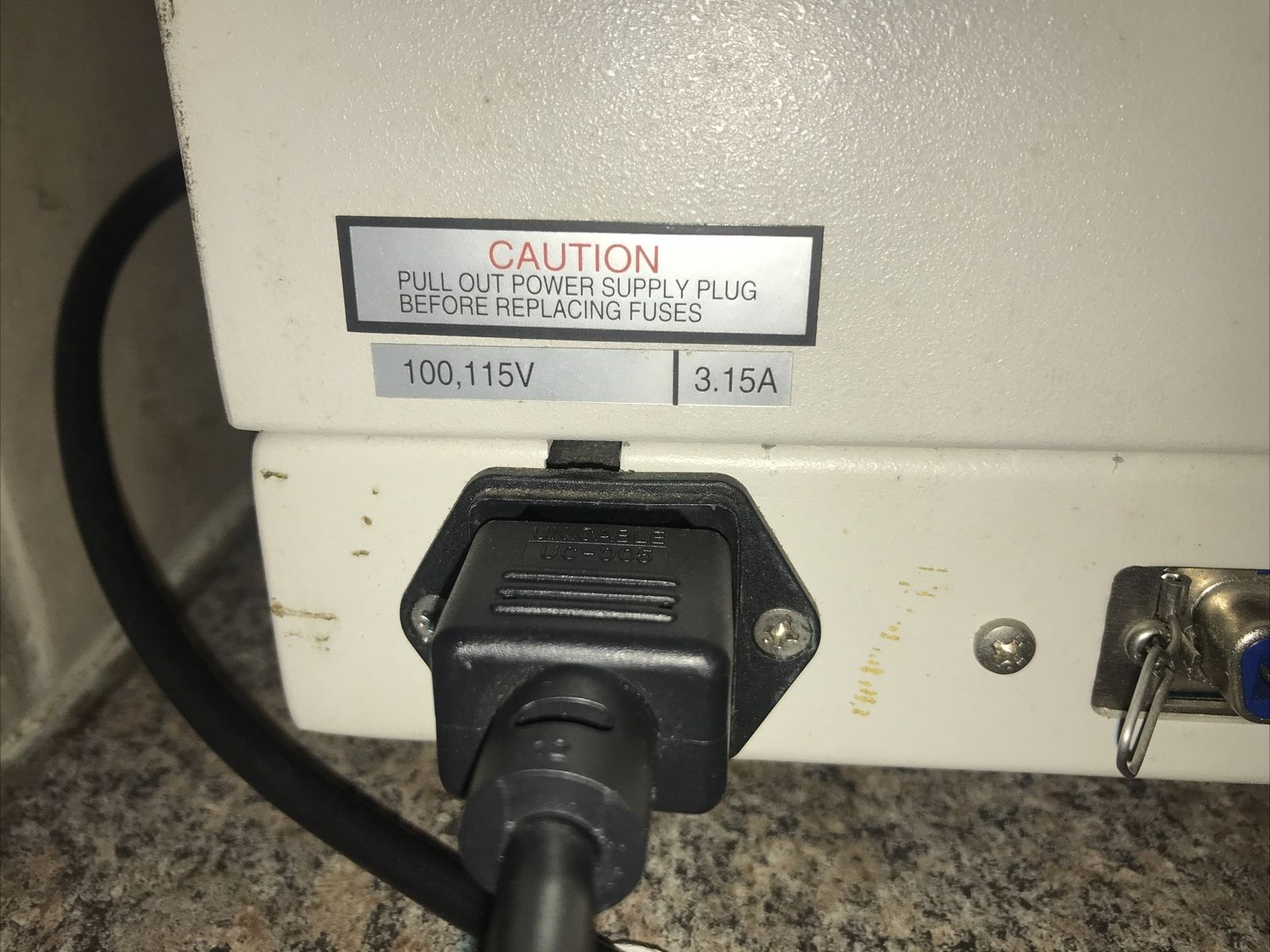 Hitachi U-2010 Spectrophotometer