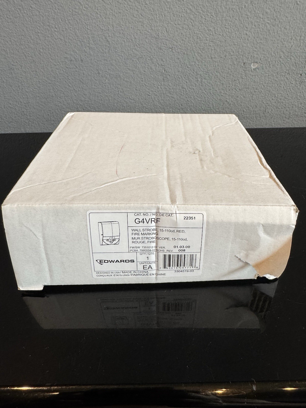 NEW EDWARDS G4VRF Wall Strobe Red Visual Emergency Indicator Signal - In Box