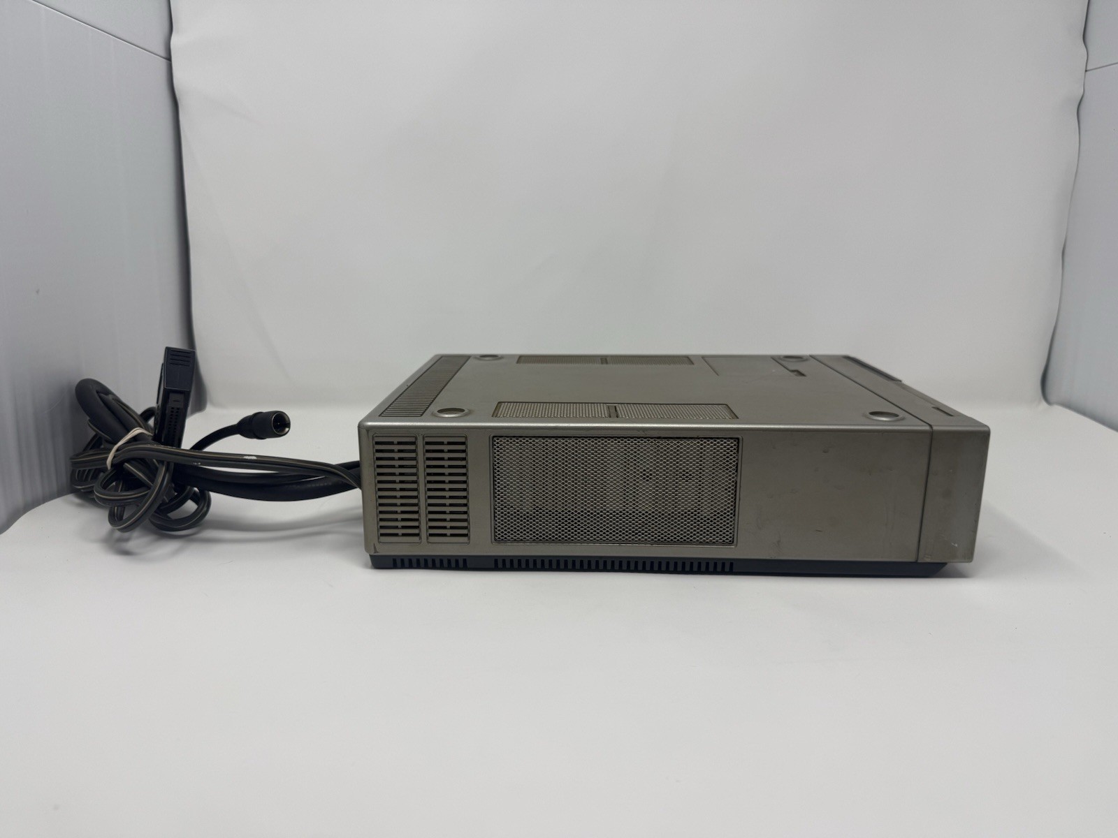 Vintage Programmable Betamax Portable Tuner Timer Unit Sony TT-2000