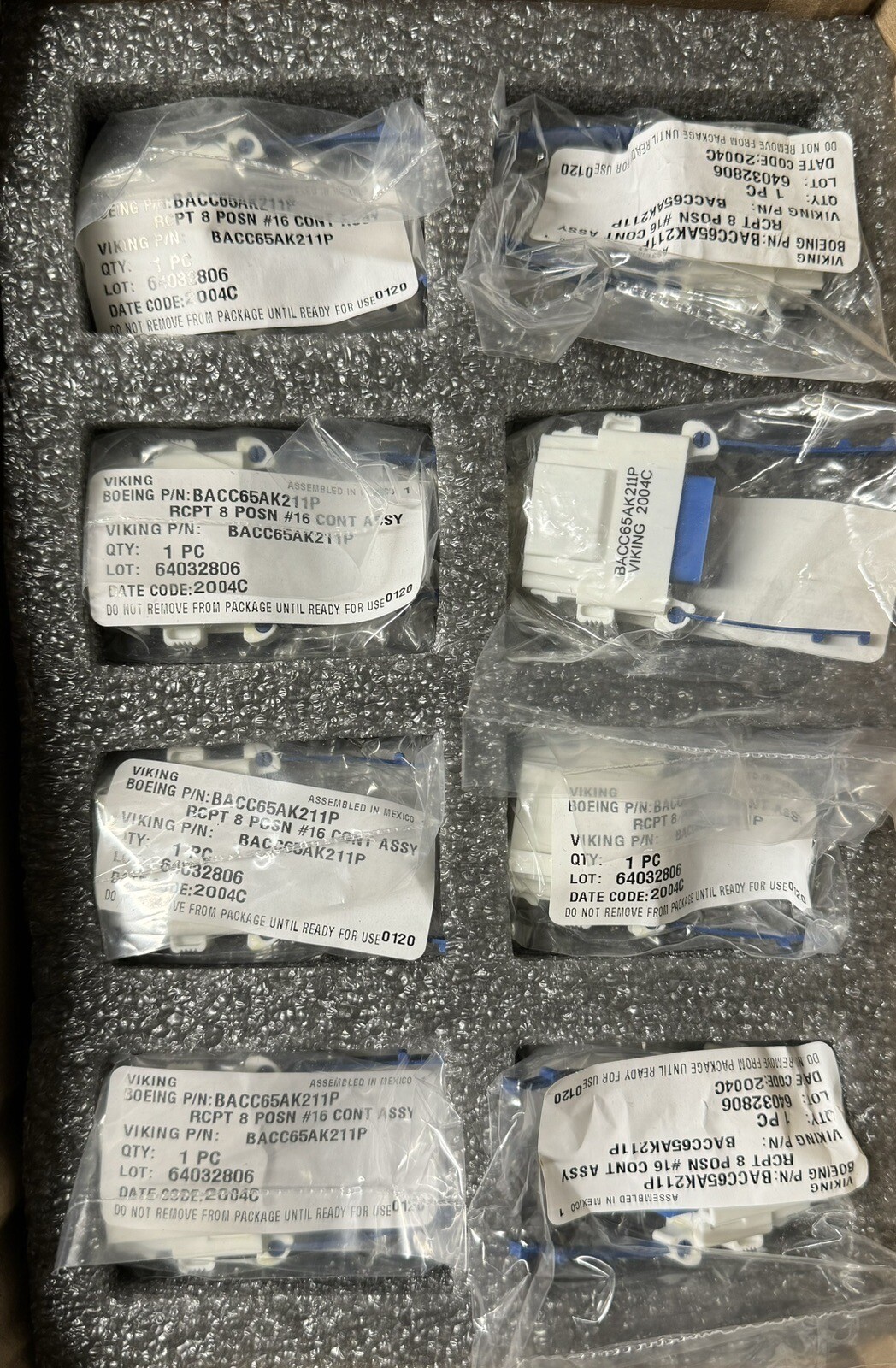 LOT OF (48) BOEING AIRCRAFT AEROSPACE CONNECTOR BACC65AK211P 8-POSN #16 CONT