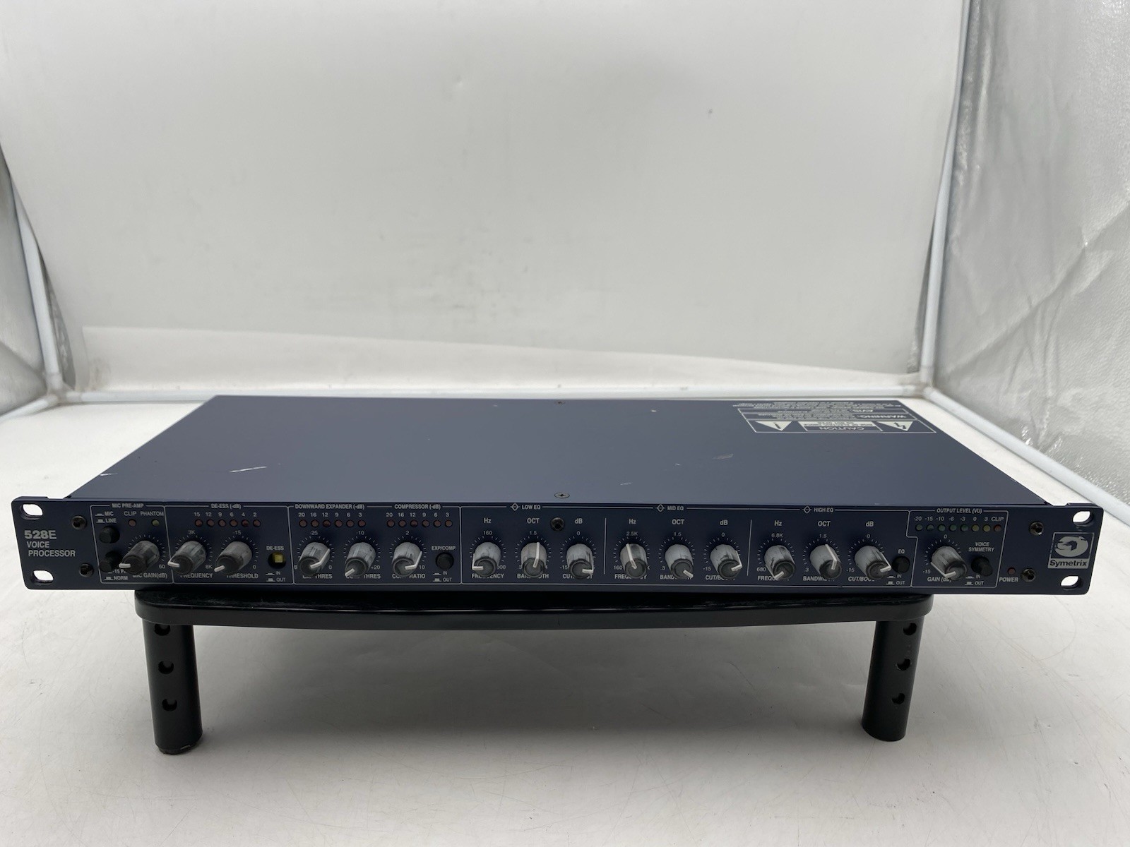 SYMETRIX 528E Analog VOICE PROCESSOR
