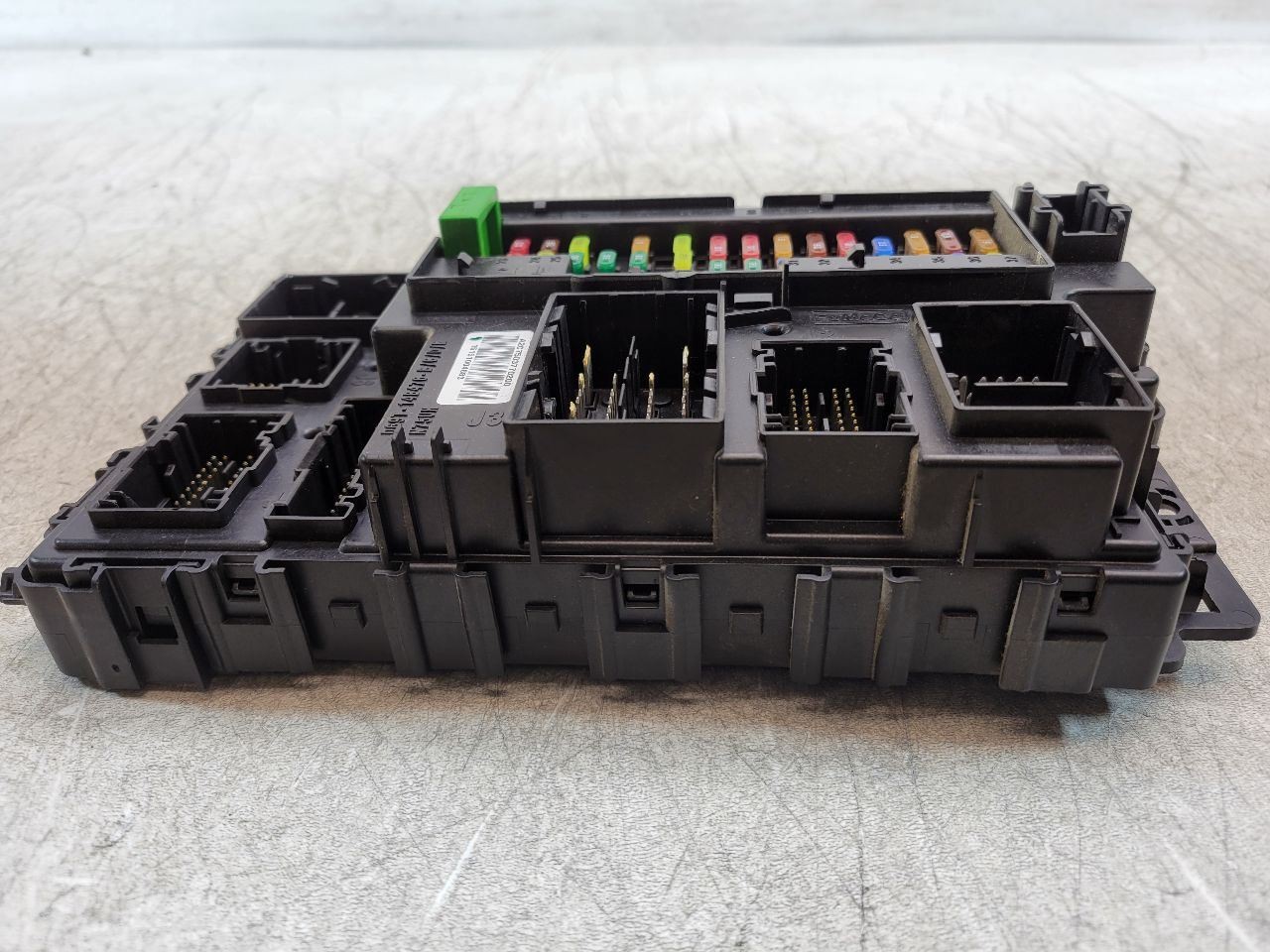 2015 2016 FORD FUSION CABIN JUNCTION FUSE BOX OEM GG9Z-15604-C