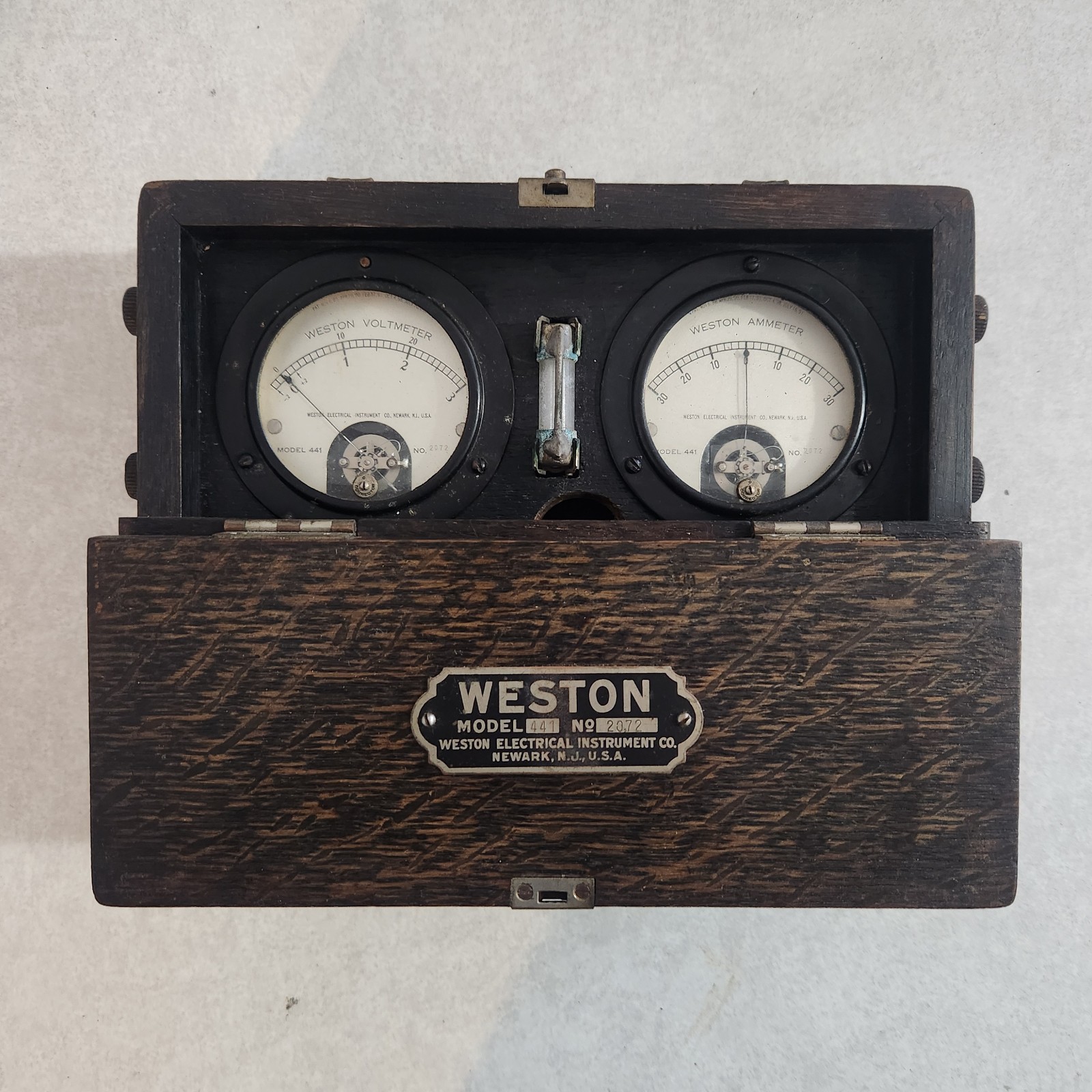 Antique Weston Electrical Instruments Co. Model 441 Voltmeter-Ammeter No. 2072