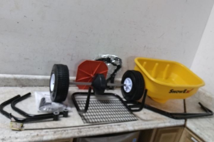 SnowEx SP-65 100 Lb Cap 20 Ft Max Spread Width Manual Walk-Behind Spreader